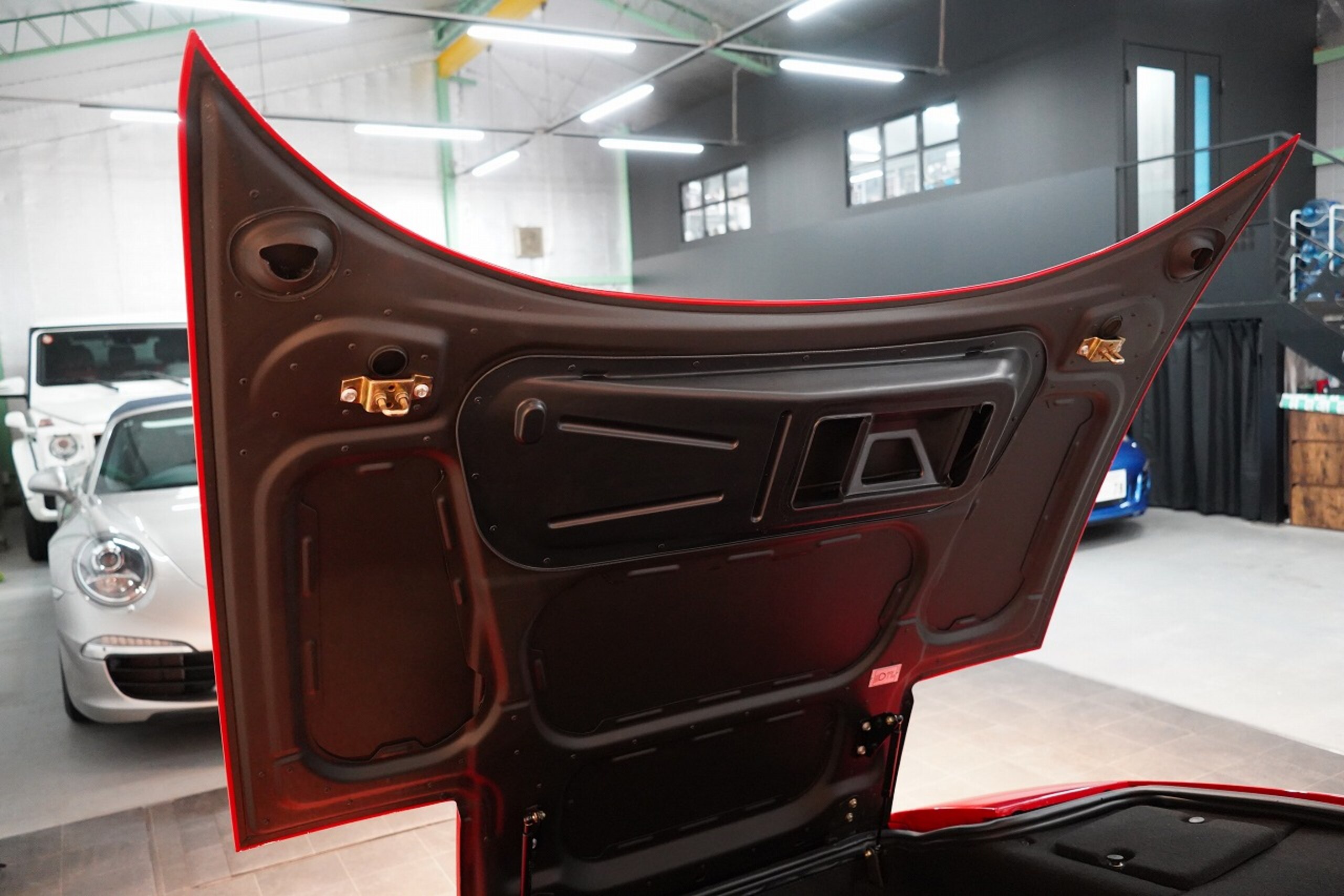 1996 Ferrari F355 Berlinetta — Photo 35 / 69