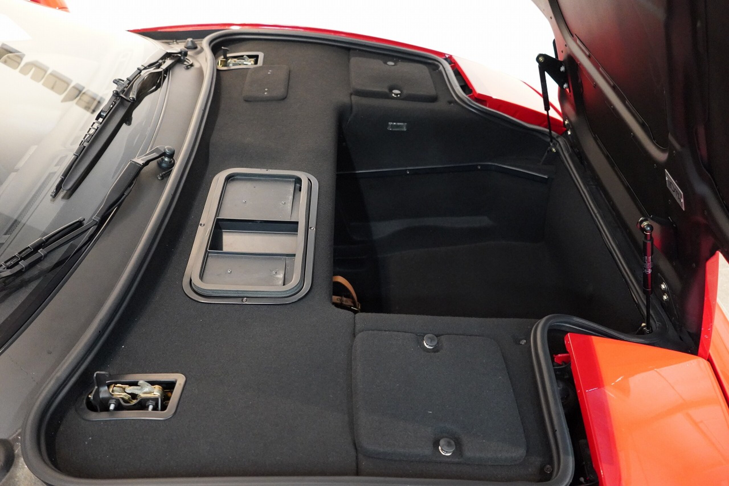 1996 Ferrari F355 Berlinetta — Photo 36 / 69