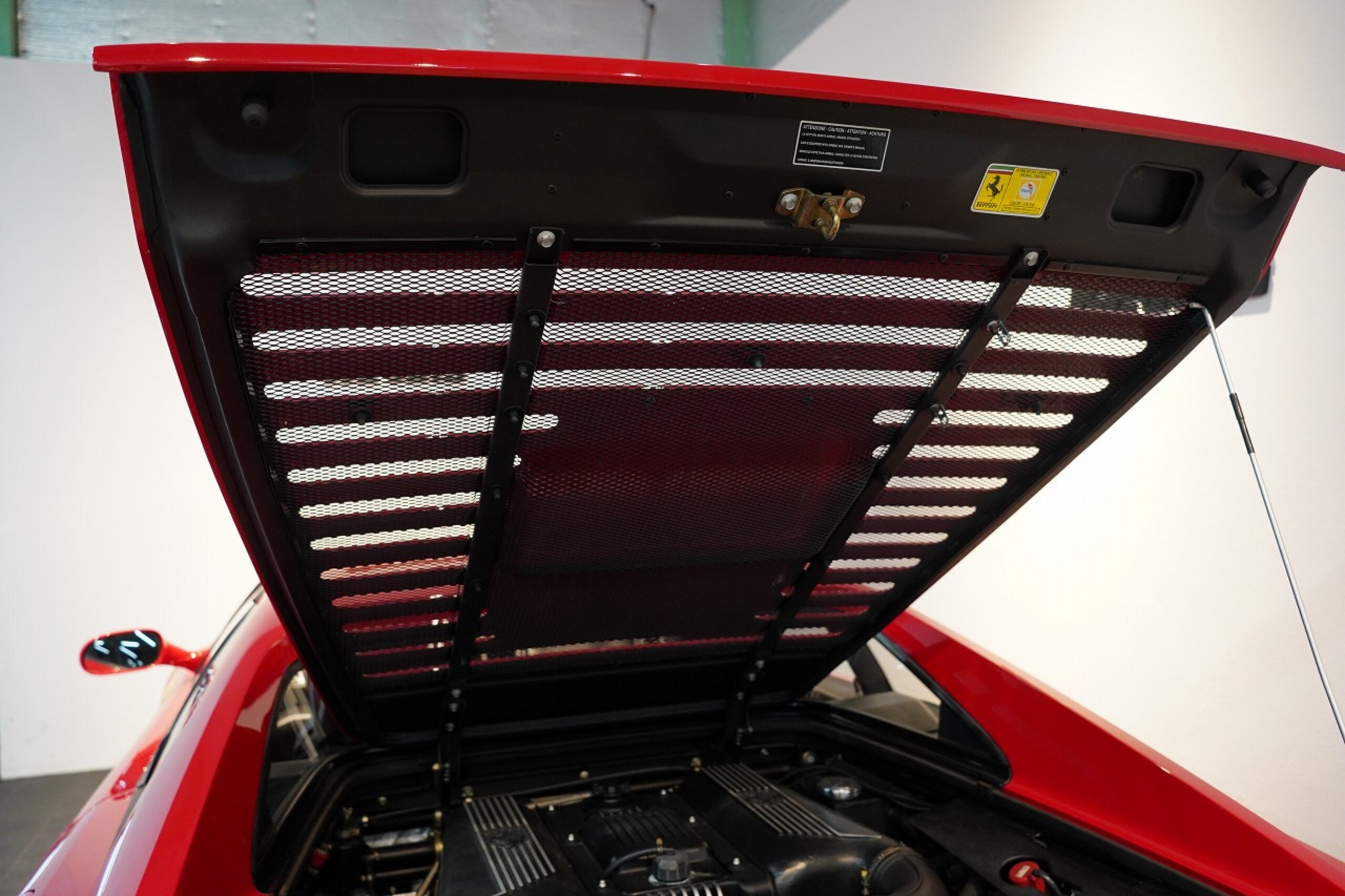 1996 Ferrari F355 Berlinetta — Photo 39 / 69