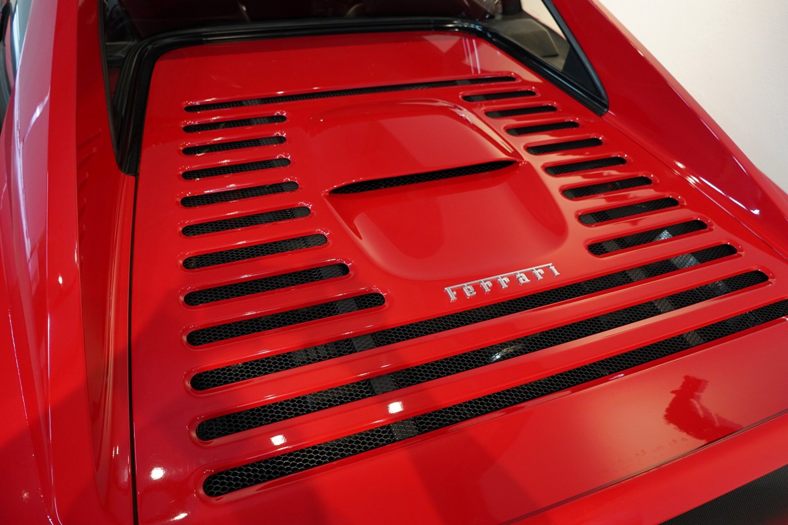 1996 Ferrari F355 Berlinetta — Photo 40 / 69