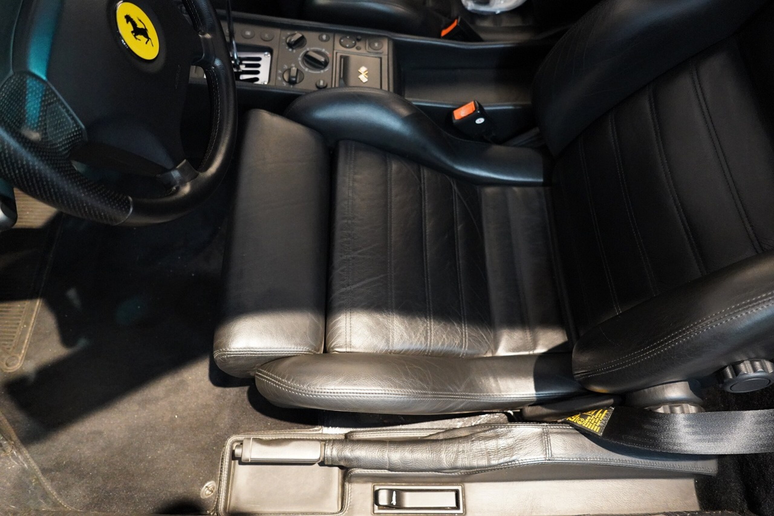 1996 Ferrari F355 Berlinetta — Photo 46 / 69