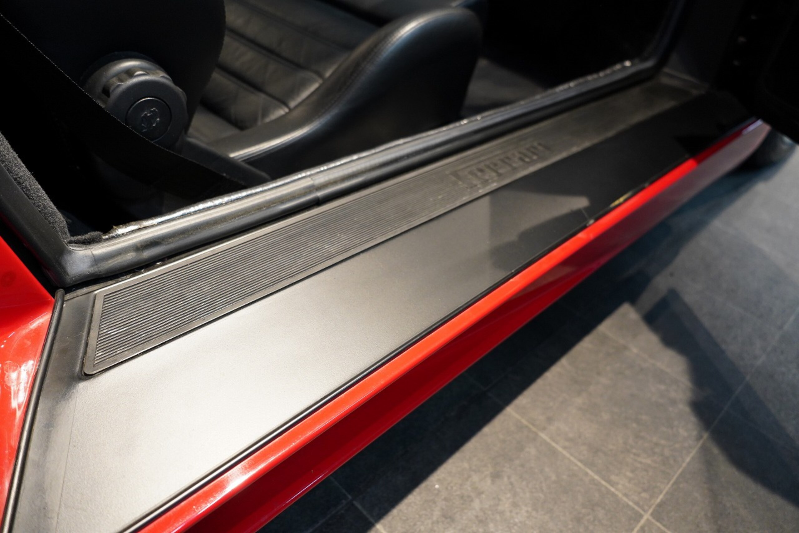 1996 Ferrari F355 Berlinetta — Photo 60 / 69