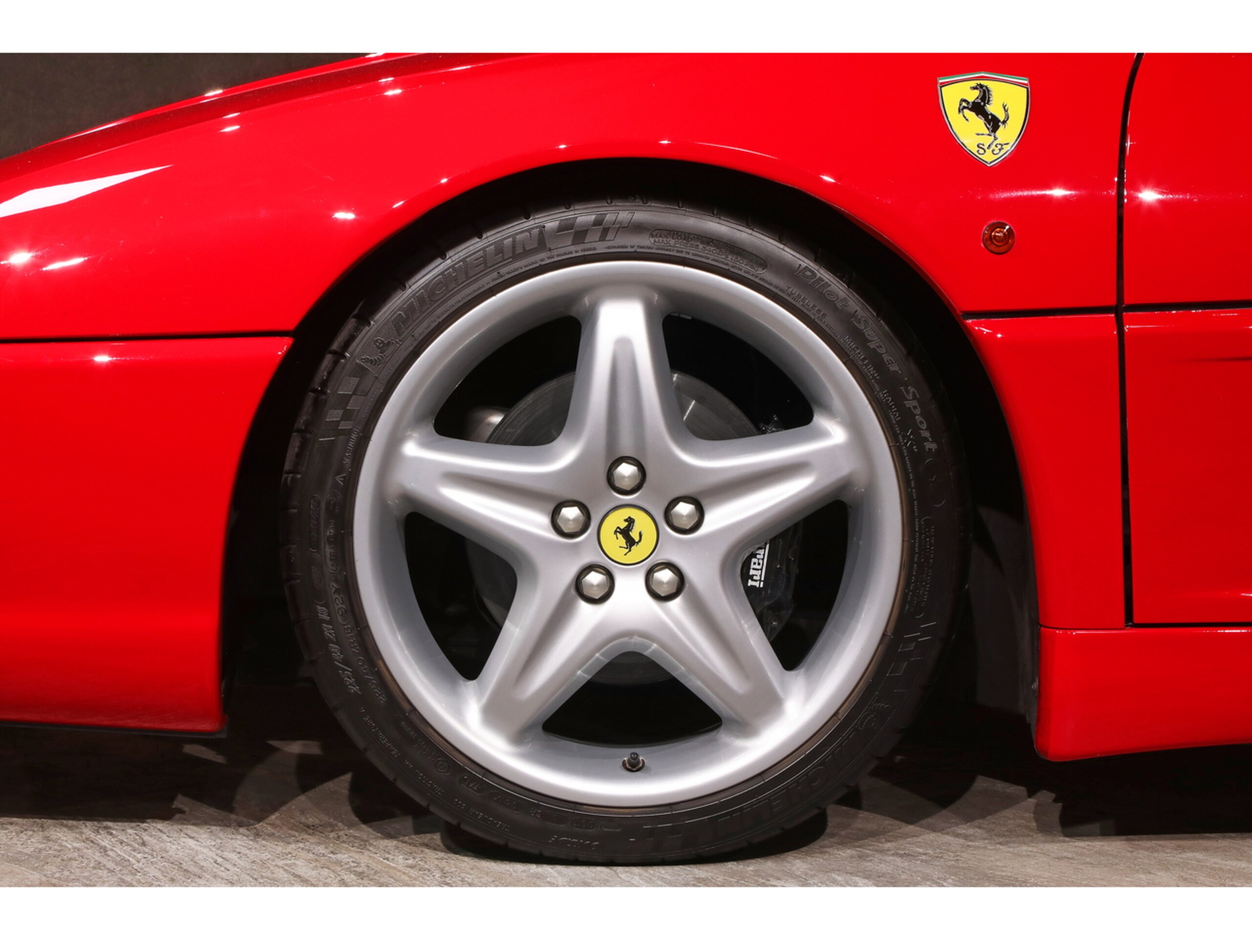 1996 Ferrari F355 Berlinetta — Photo 36 / 50