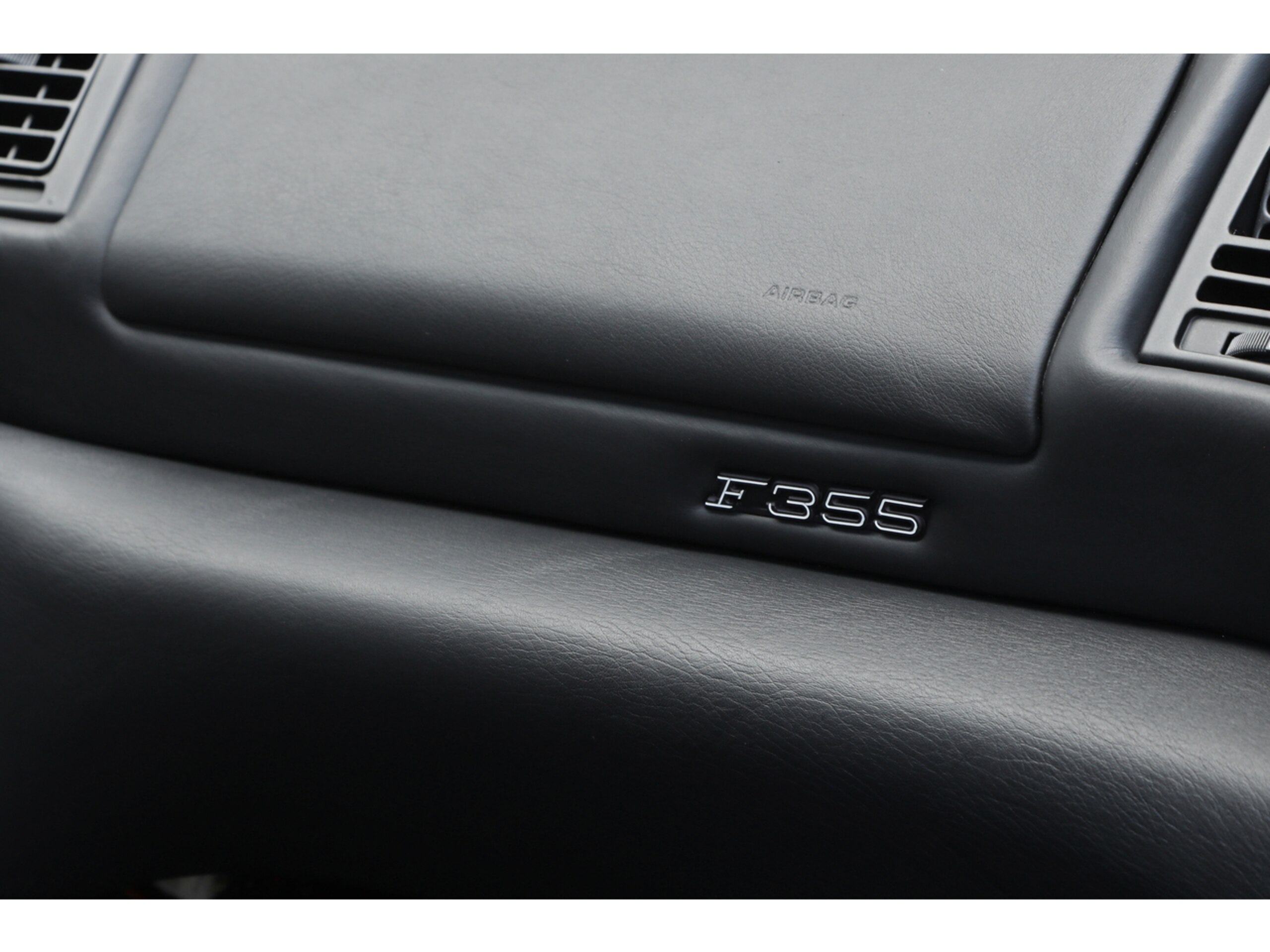 1996 Ferrari F355 Berlinetta — Photo 44 / 50