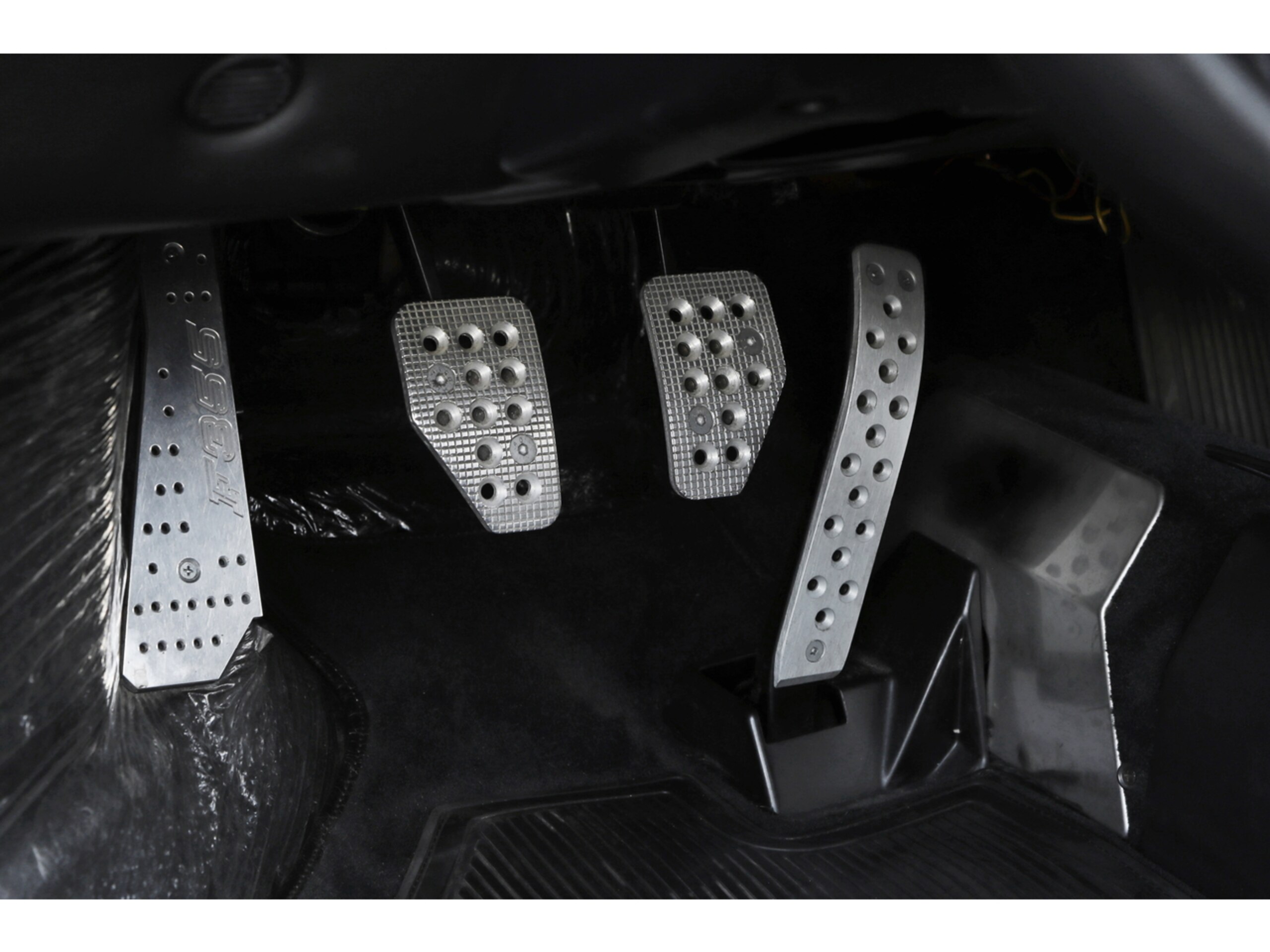 1996 Ferrari F355 Berlinetta — Photo 48 / 50