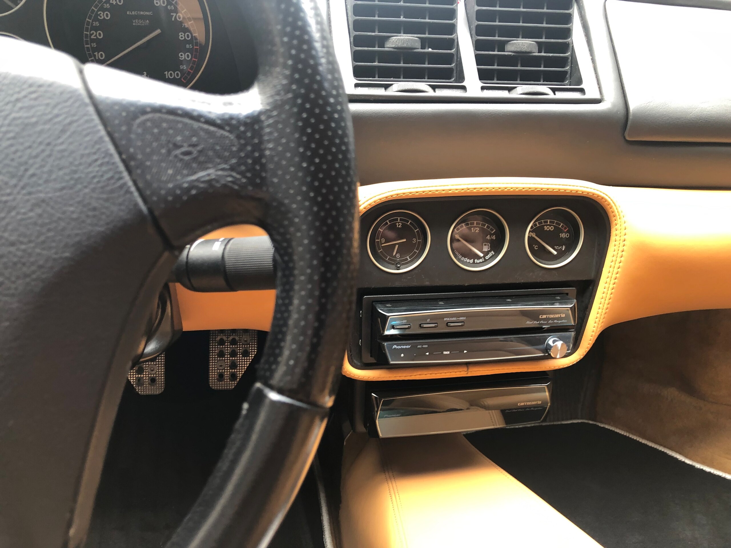1997 Ferrari F355 Berlinetta — Photo 9 / 65