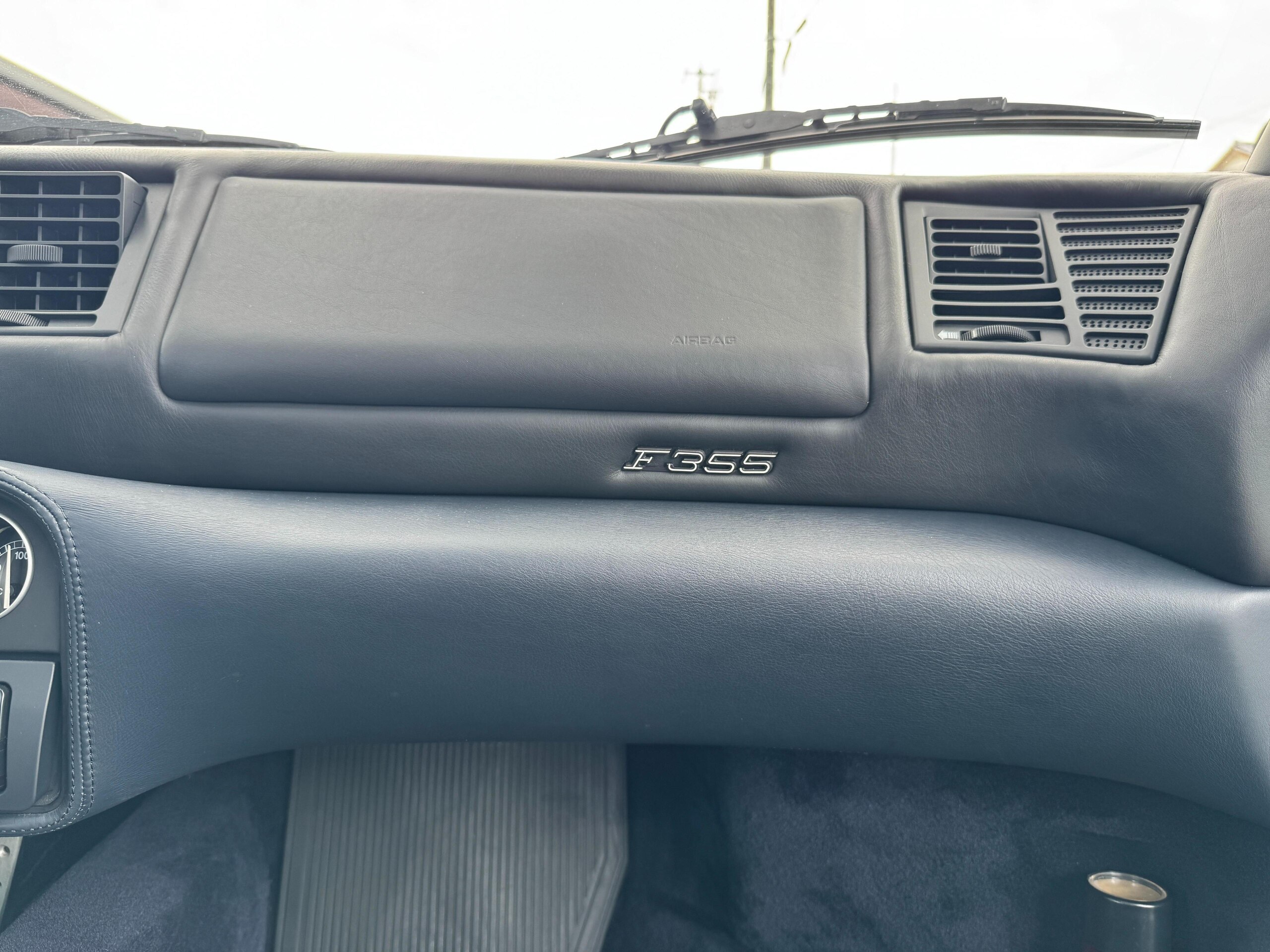 1997 Ferrari F355 Berlinetta — Photo 32 / 60