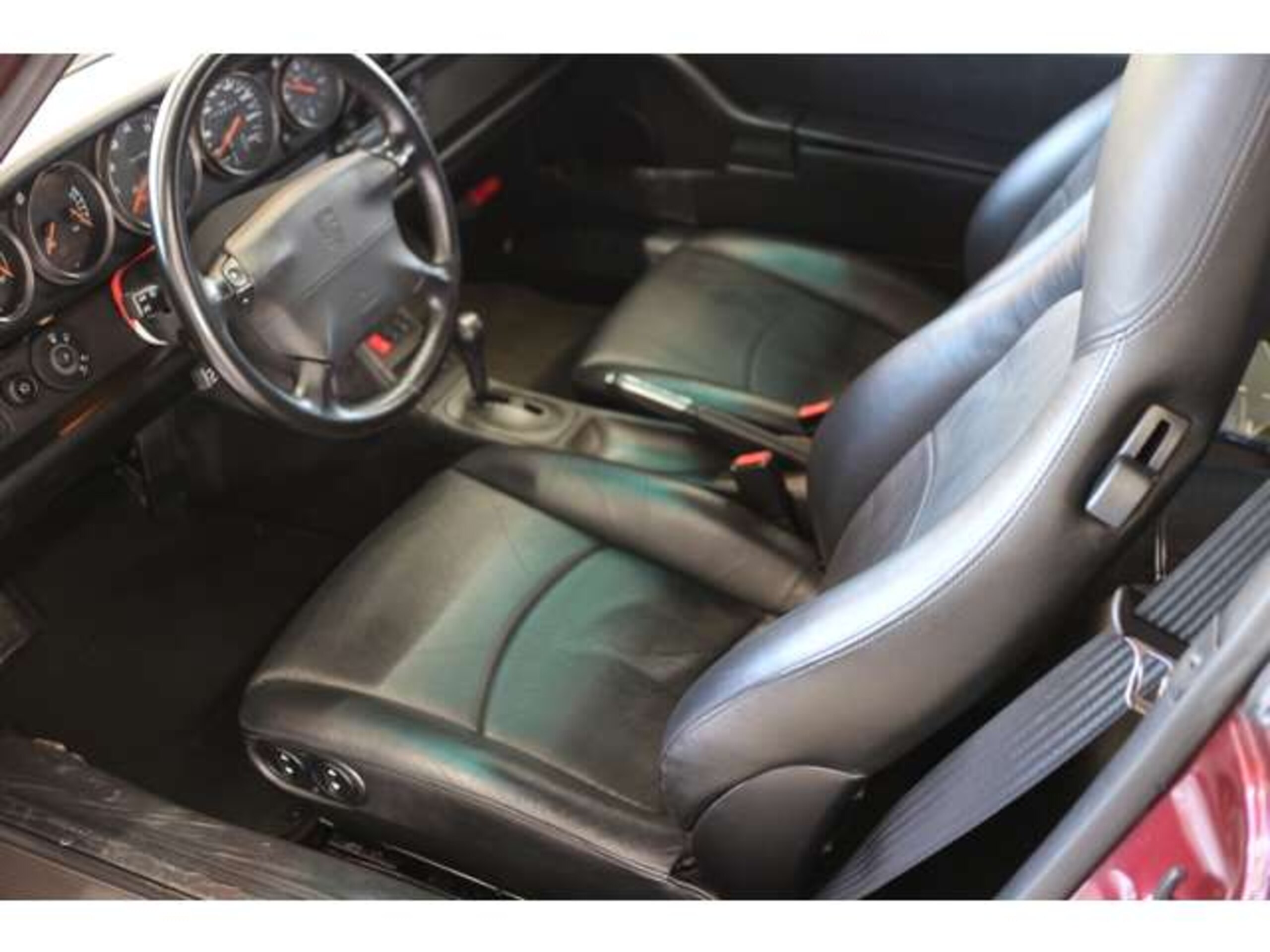 1997 Porsche 911 Carrera S — Photo 8 / 18