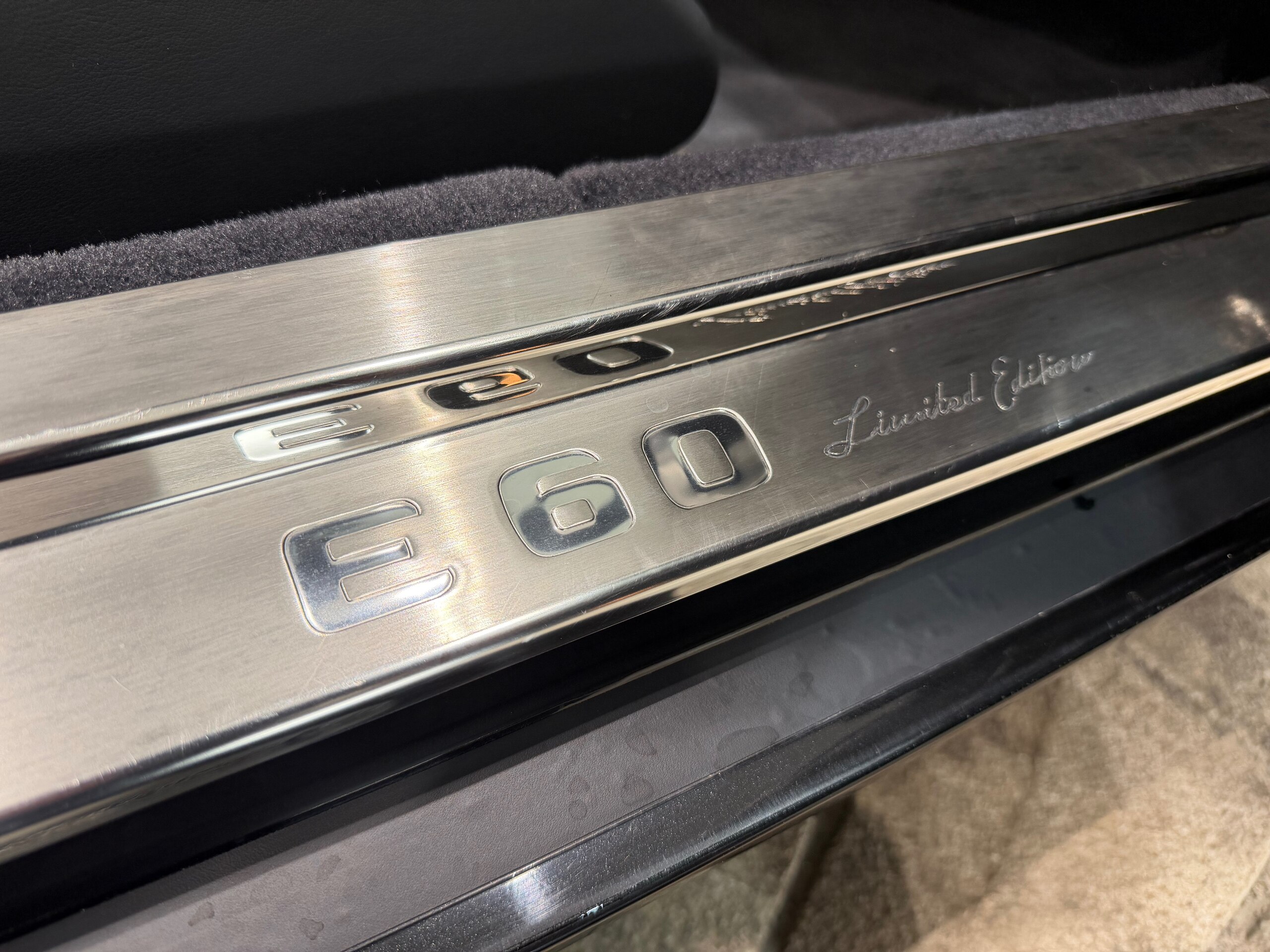 1998 Mercedes Benz E60 AMG — Photo 13 / 74