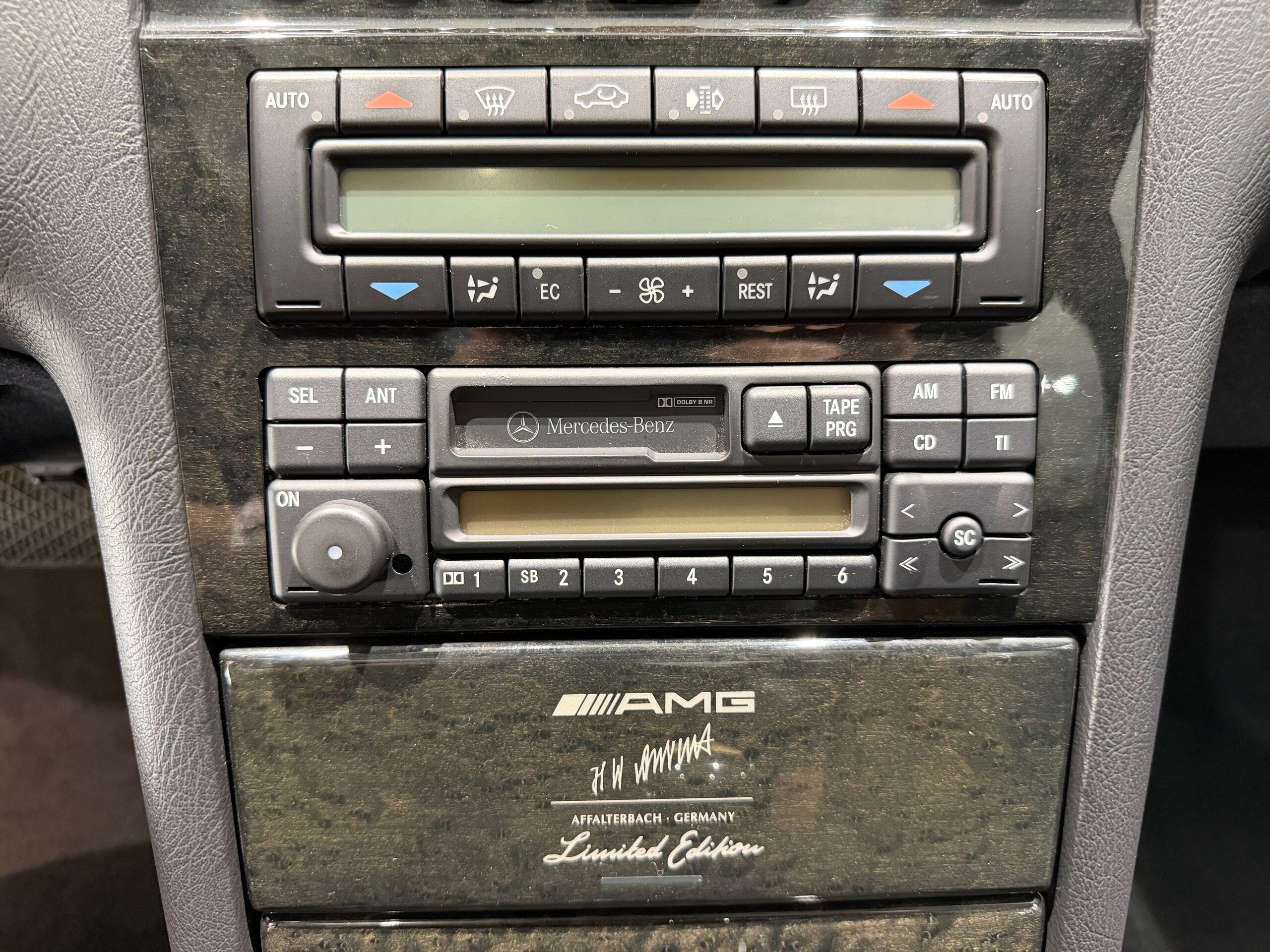 1998 Mercedes Benz E60 AMG — Photo 25 / 74