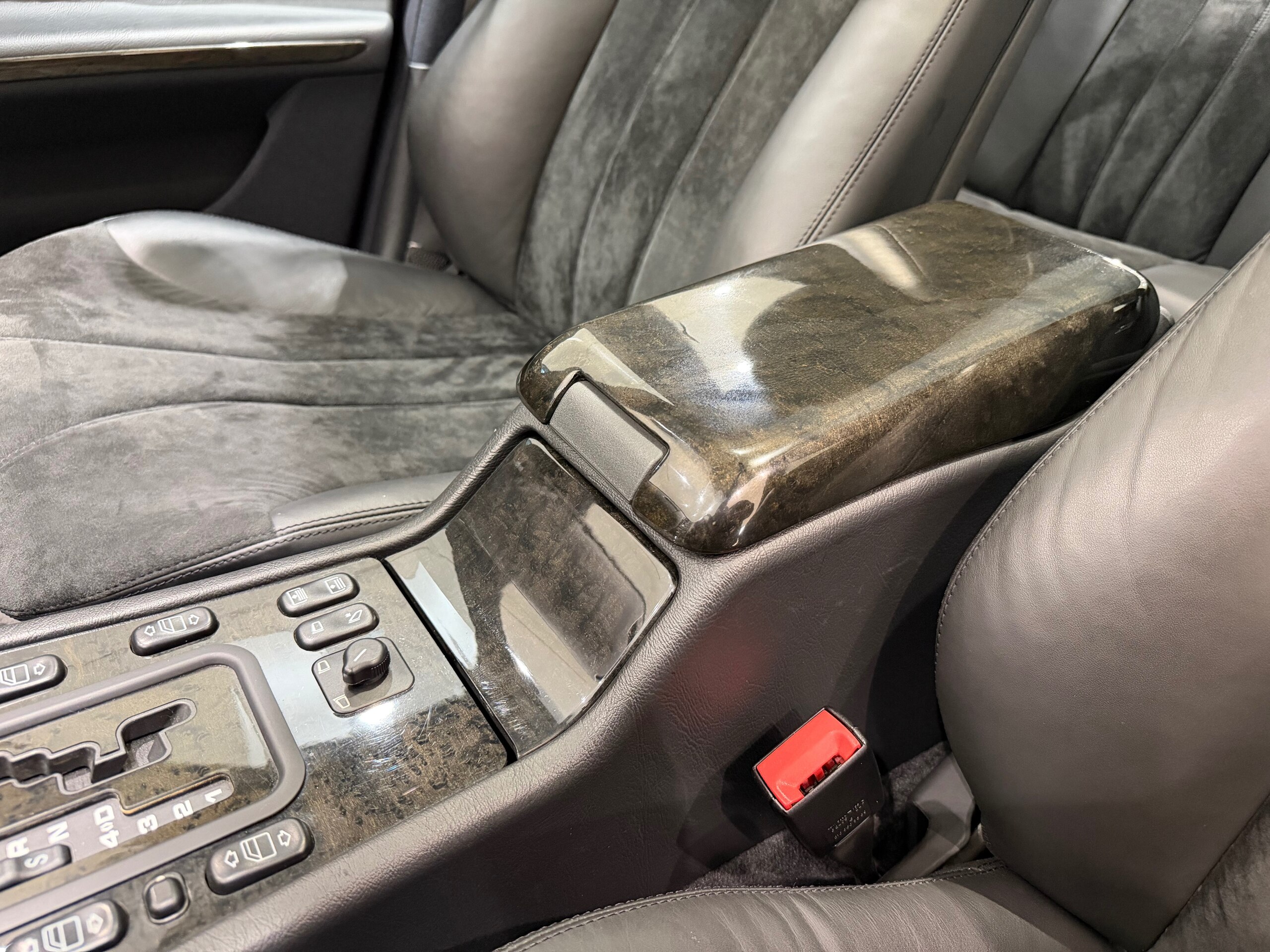 1998 Mercedes Benz E60 AMG — Photo 29 / 74
