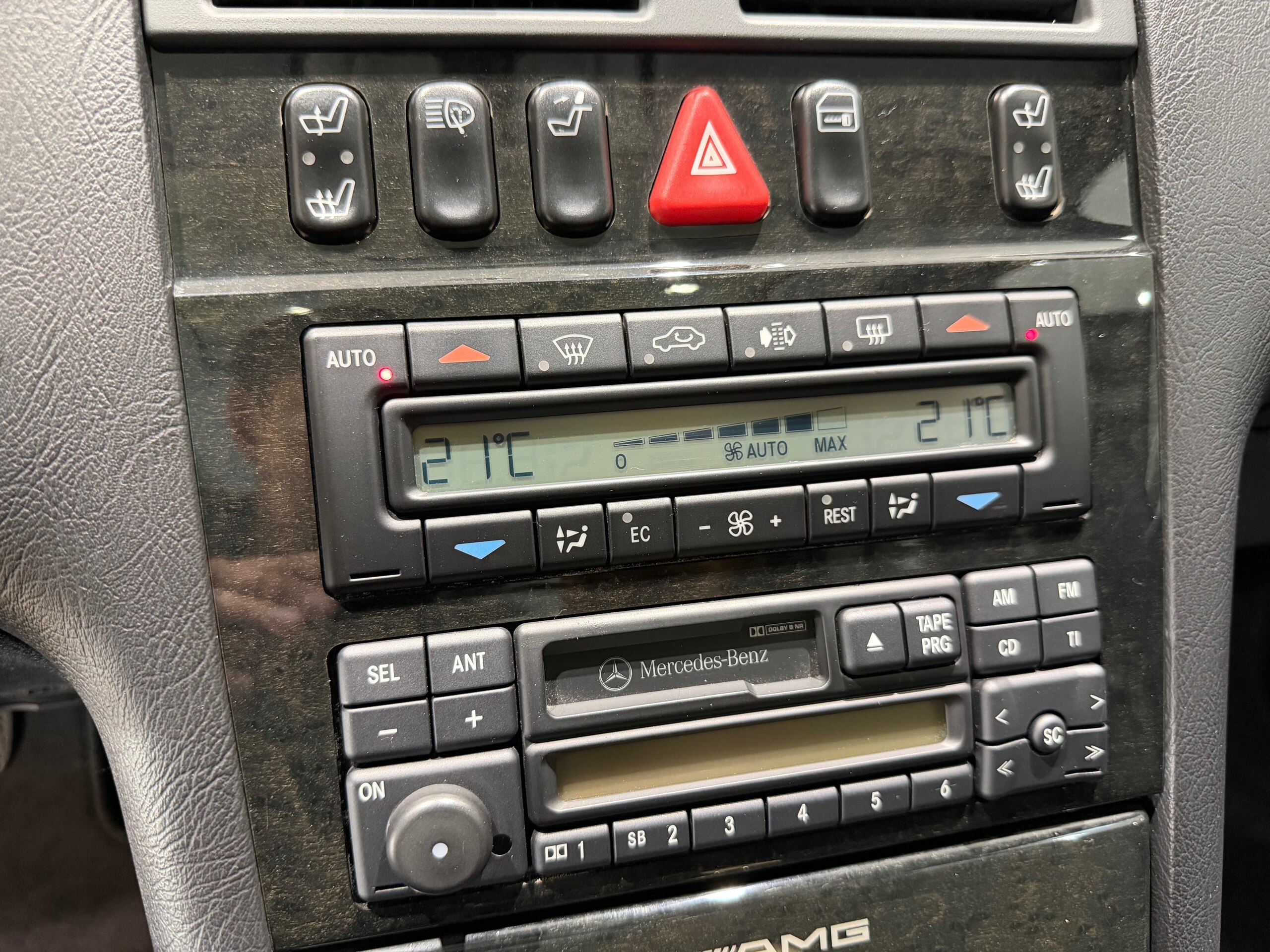 1998 Mercedes Benz E60 AMG — Photo 38 / 74
