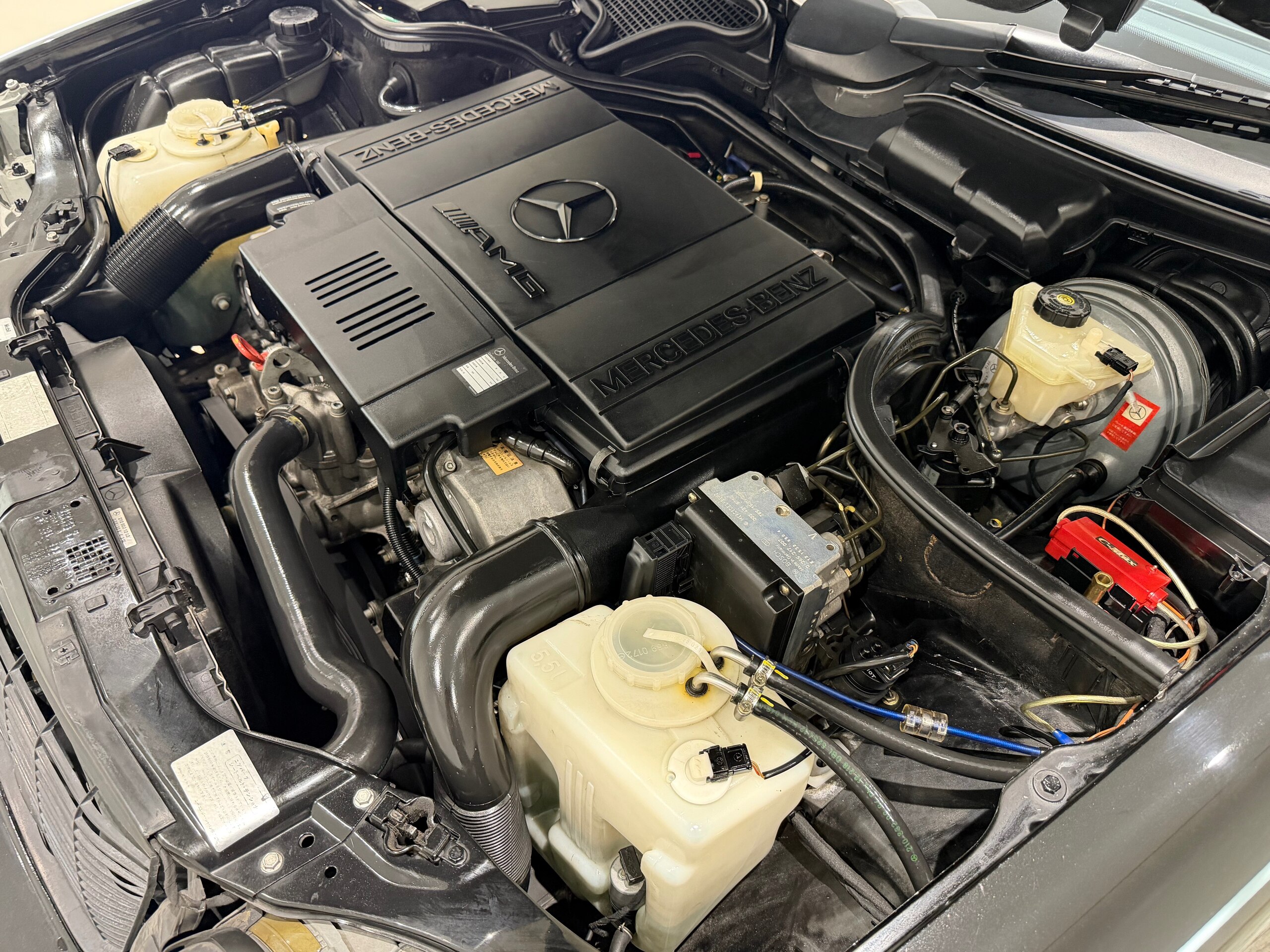 1998 Mercedes Benz E60 AMG — Photo 41 / 74