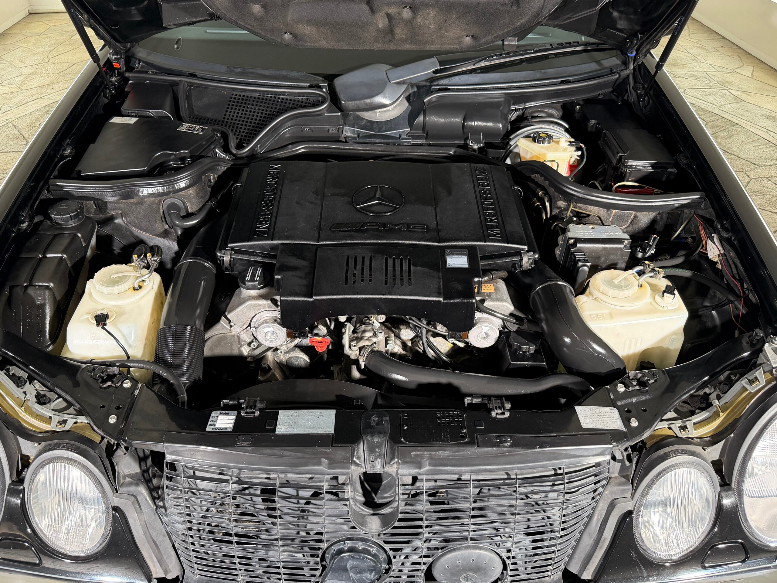 1998 Mercedes Benz E60 AMG — Photo 53 / 74