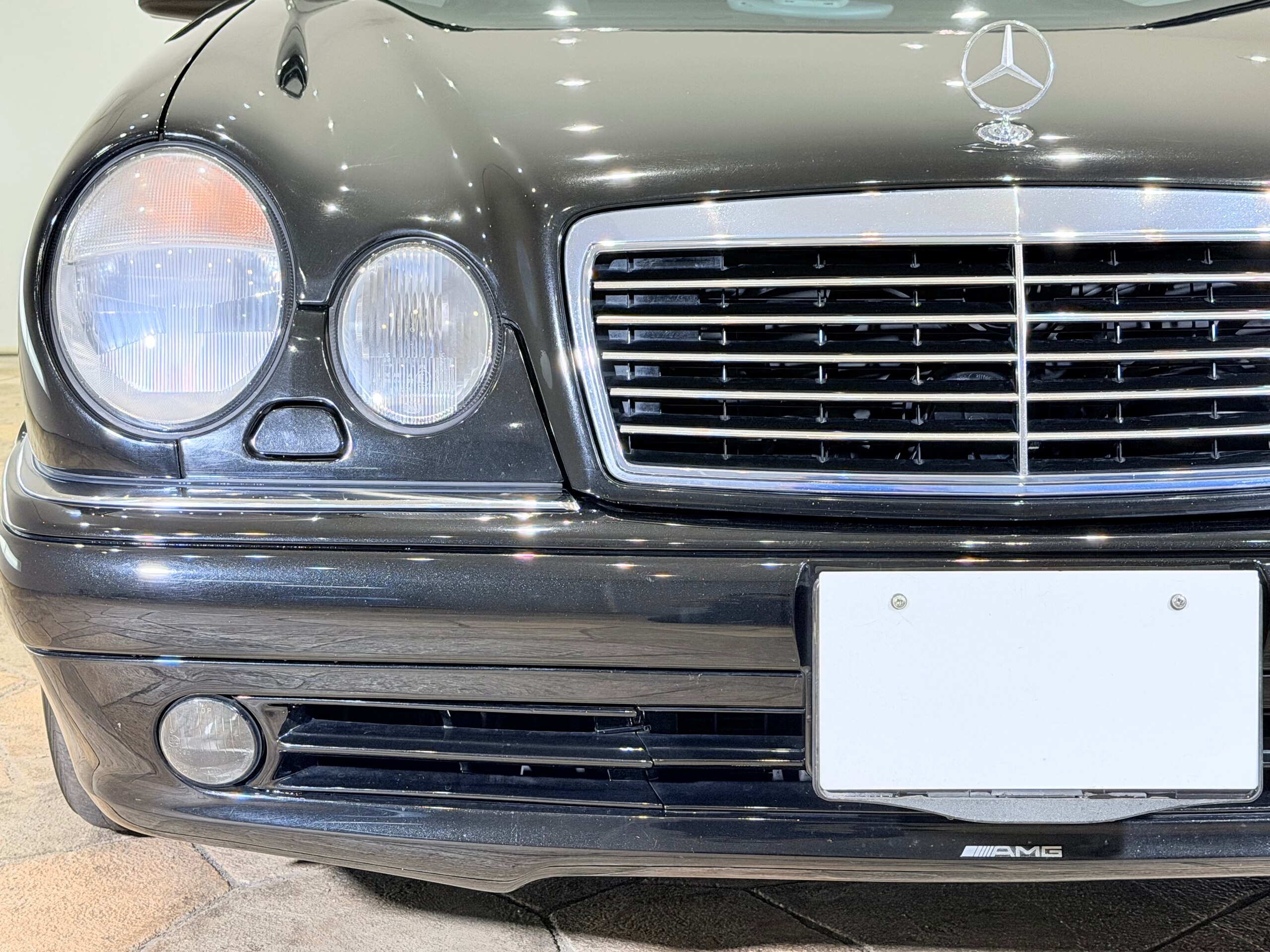 1998 Mercedes Benz E60 AMG — Photo 57 / 74