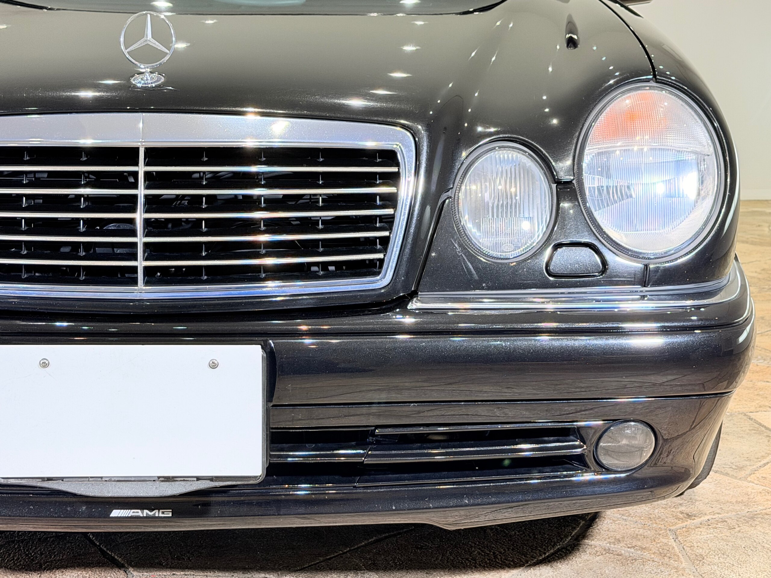 1998 Mercedes Benz E60 AMG — Photo 58 / 74