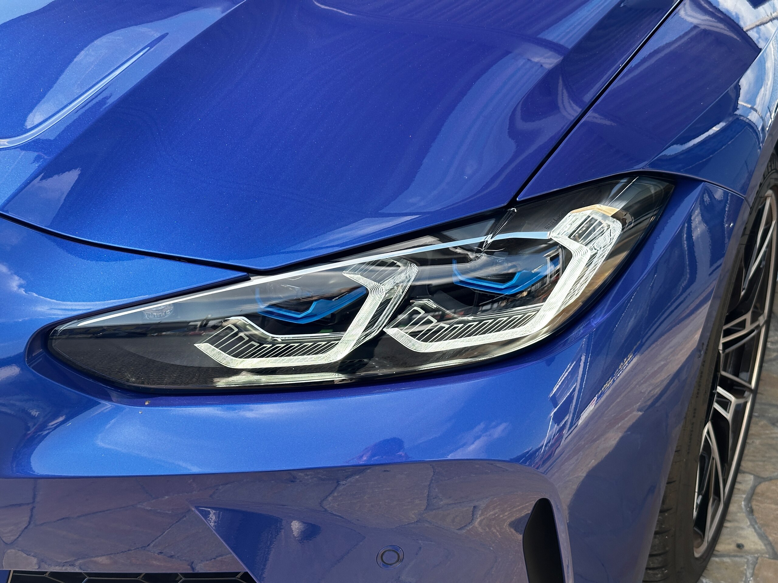2021 BMW M4 — Photo 10 / 40