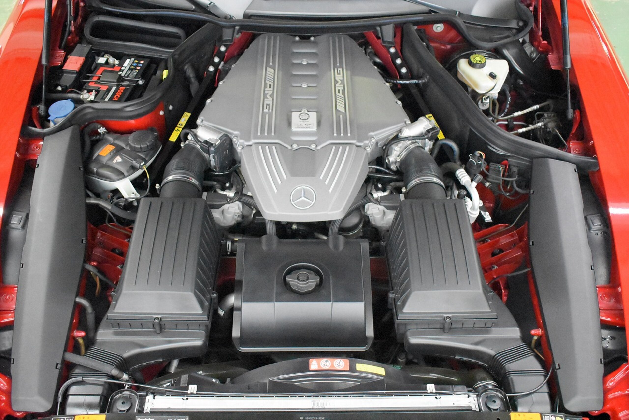 2010 Mercedes Benz SLS AMG — Photo 25 / 26