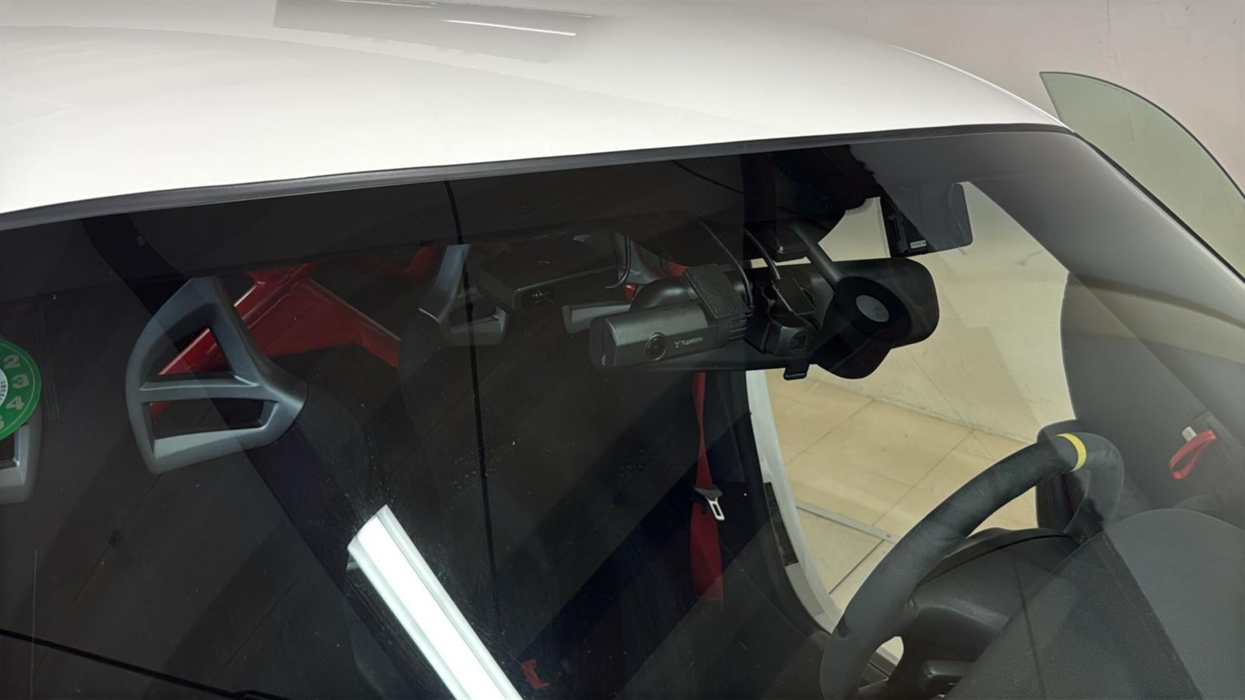 2011 Porsche 911 GT3 RS — Photo 30 / 40