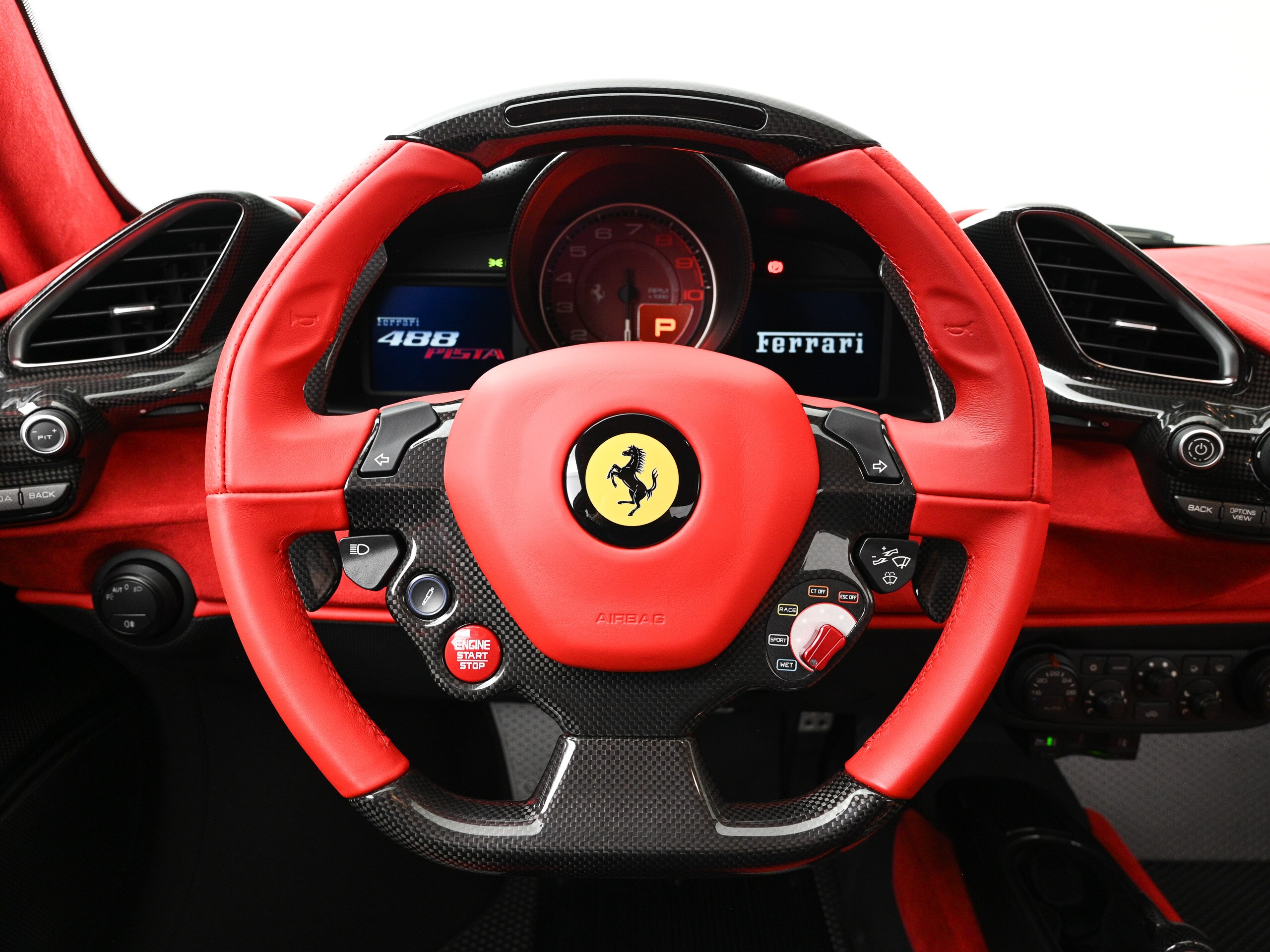 2019 Ferrari 488 Pista — Photo 10 / 19