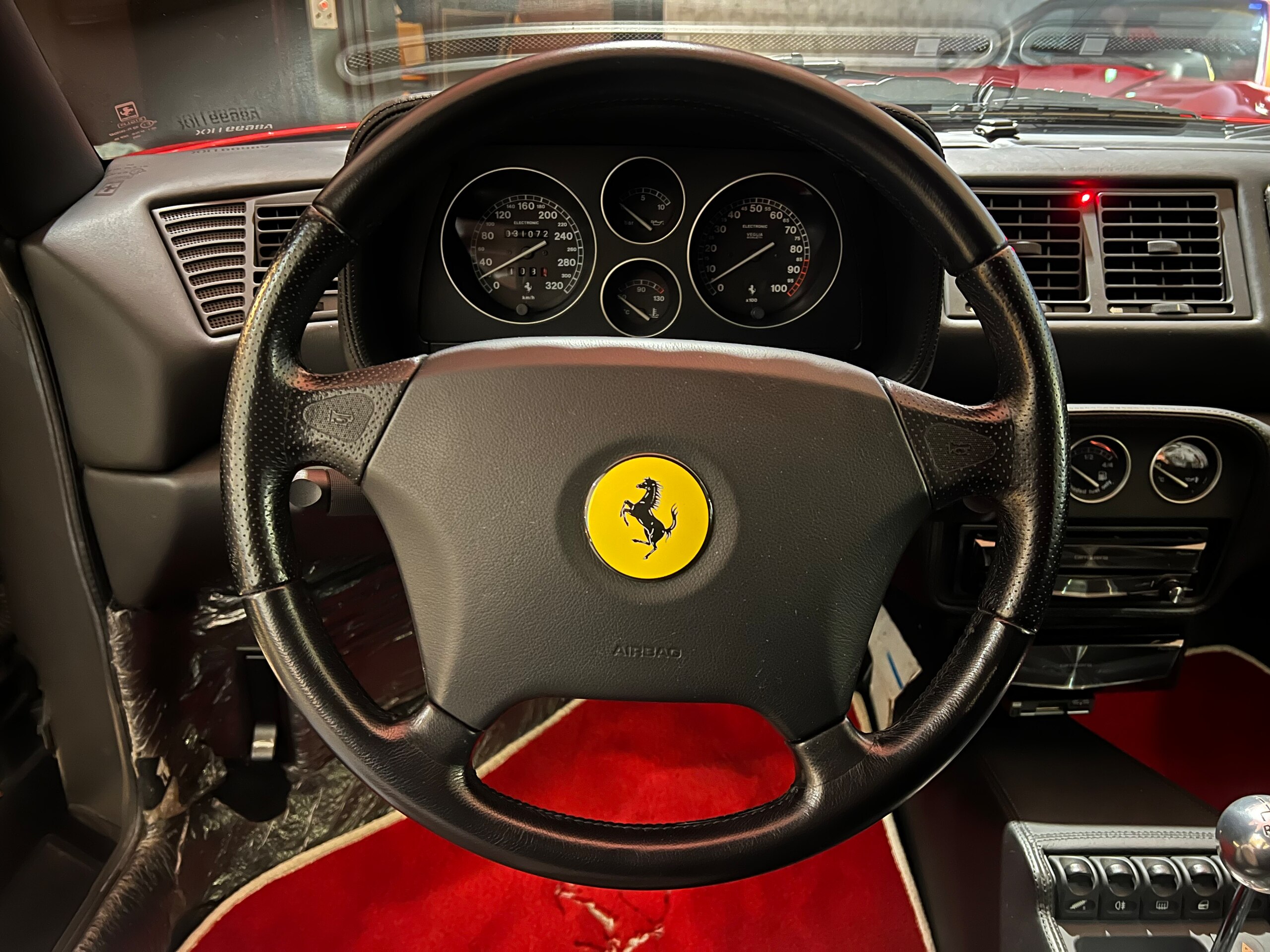 1999 Ferrari F355 GTS — Photo 9 / 17