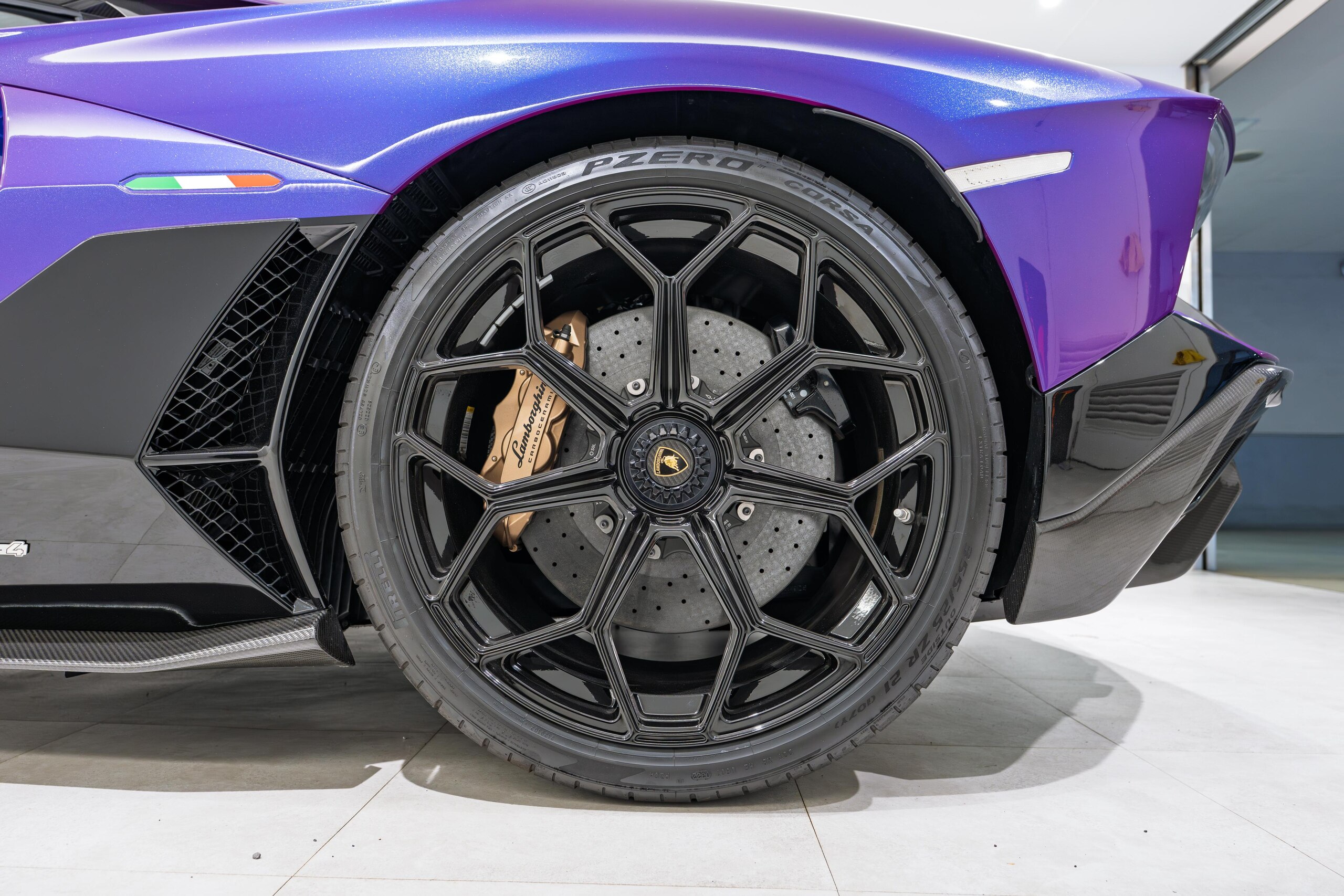 2022 Lamborghini Aventador LP780-4 Ultimae — Photo 26 / 28