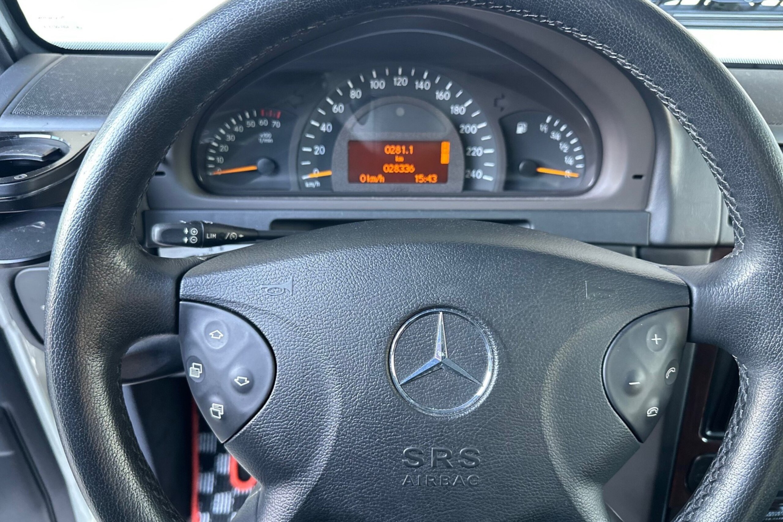 2004 Mercedes Benz G320 — Photo 10 / 17