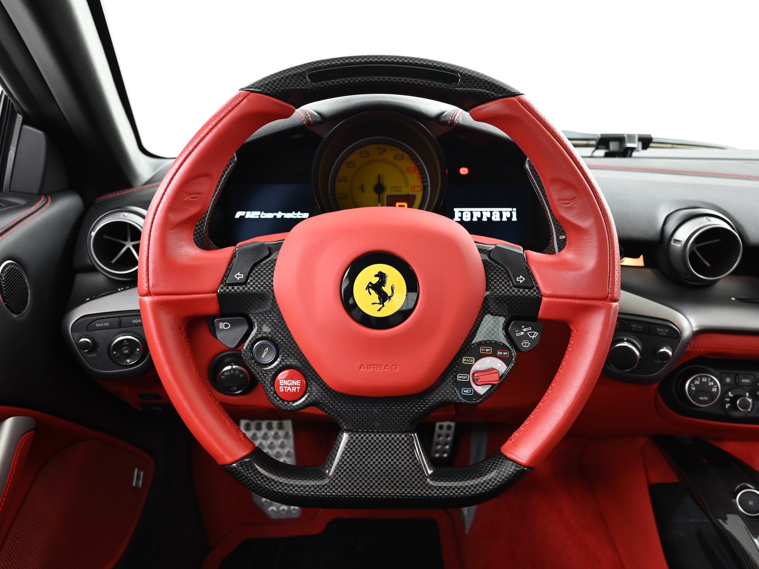 2014 Ferrari F12 Berlinetta — Photo 8 / 15
