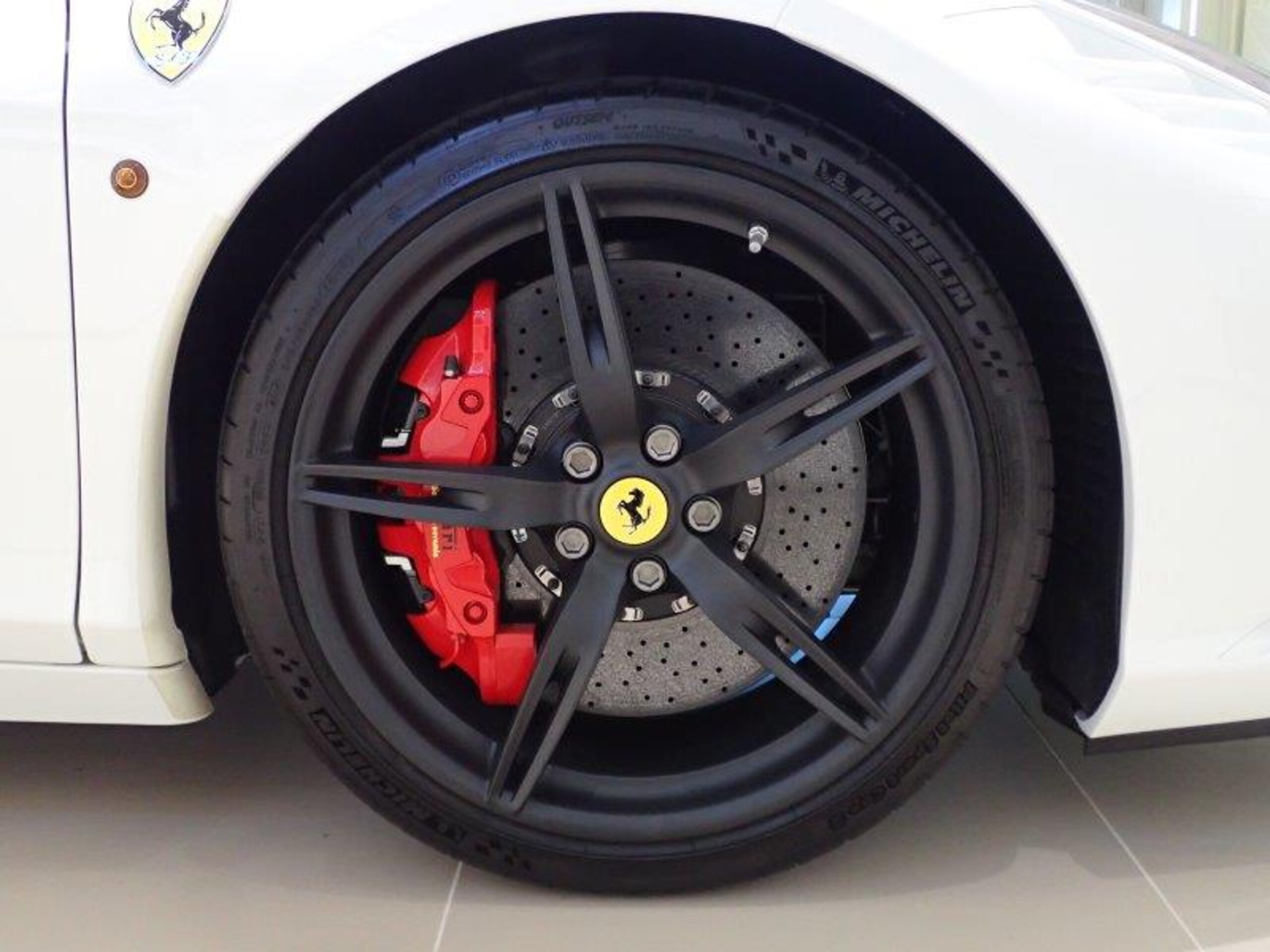 2015 Ferrari 458 Speciale — Photo 12 / 14