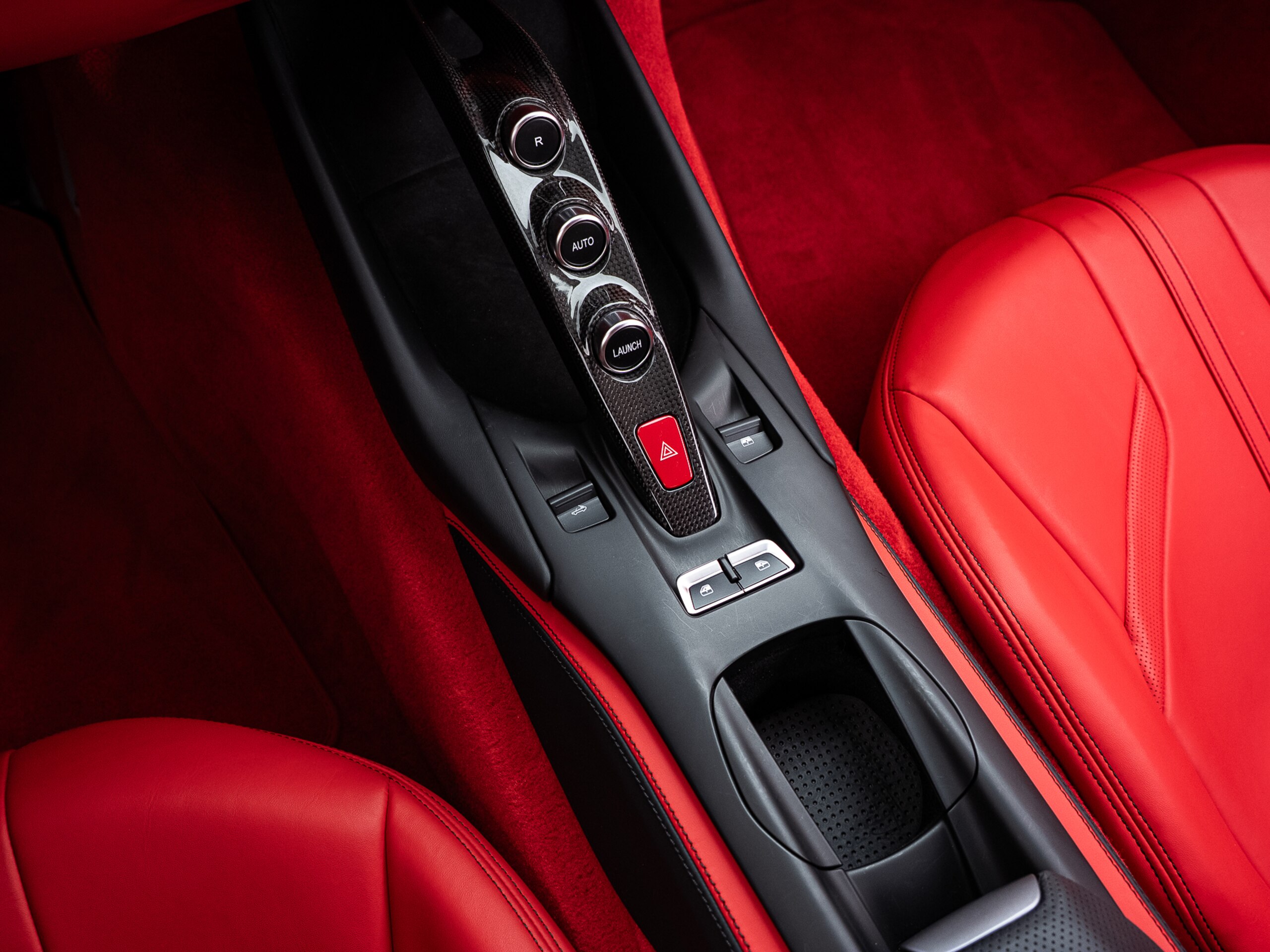 2021 Ferrari 812GTS — Photo 33 / 55