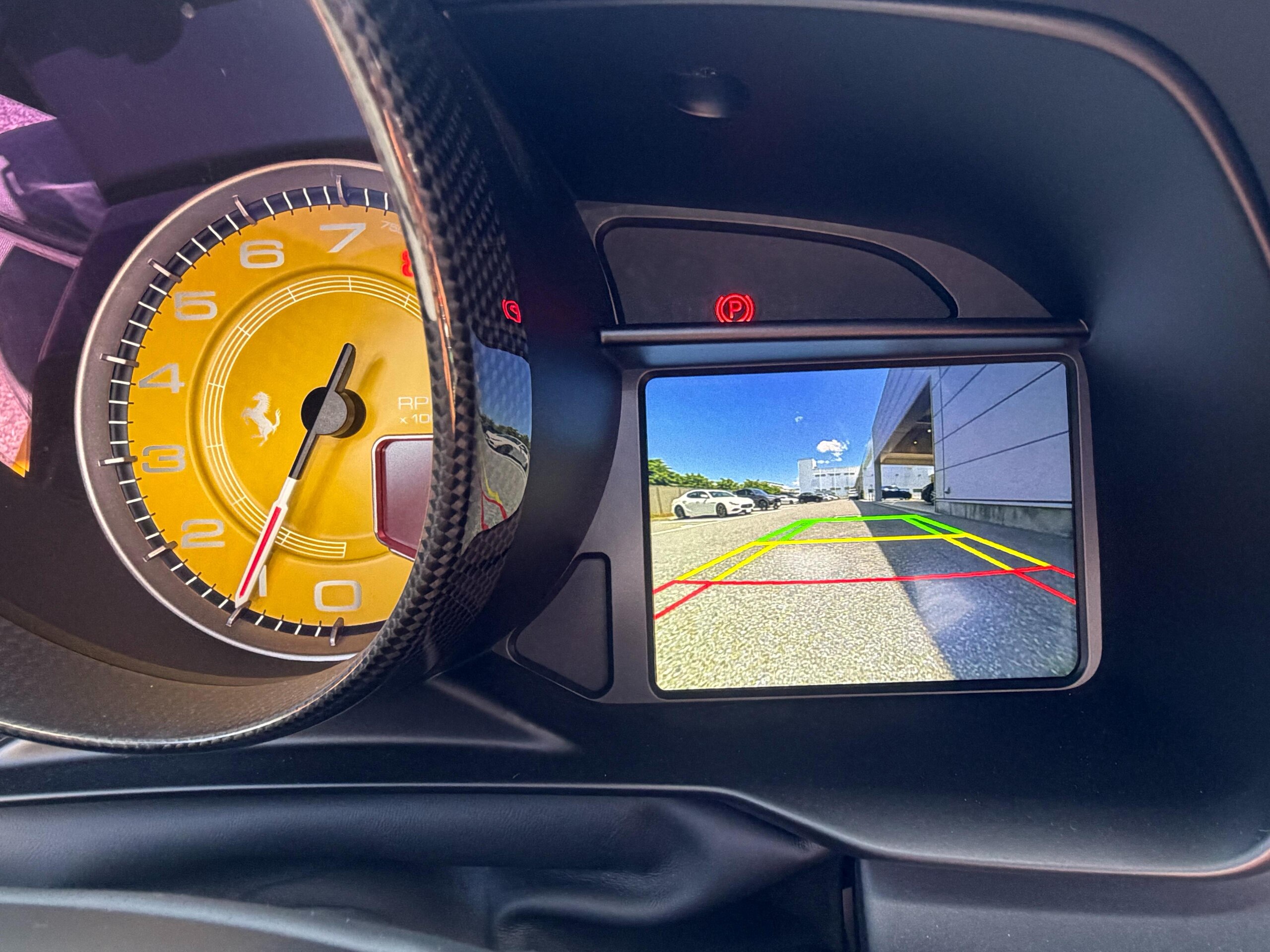 2021 Ferrari F8 Spider — Photo 11 / 37