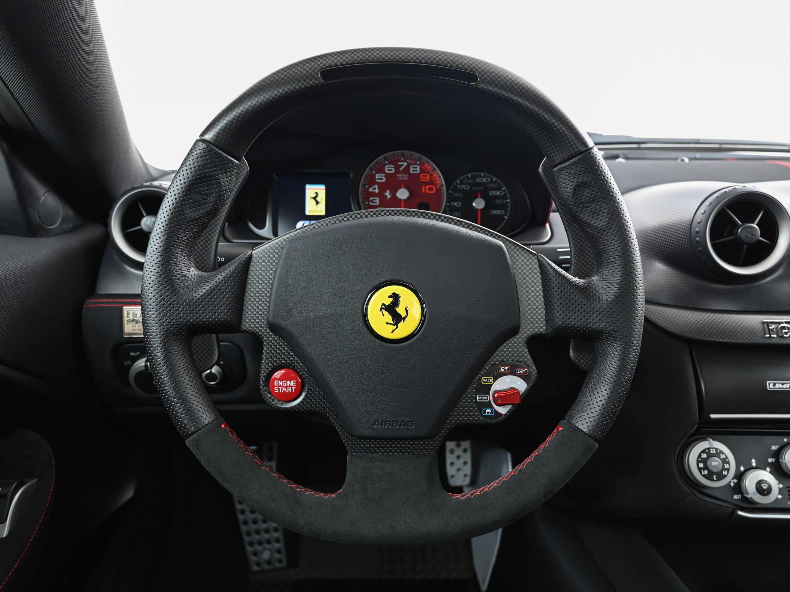 2011 Ferrari 599GTO — Photo 9 / 15