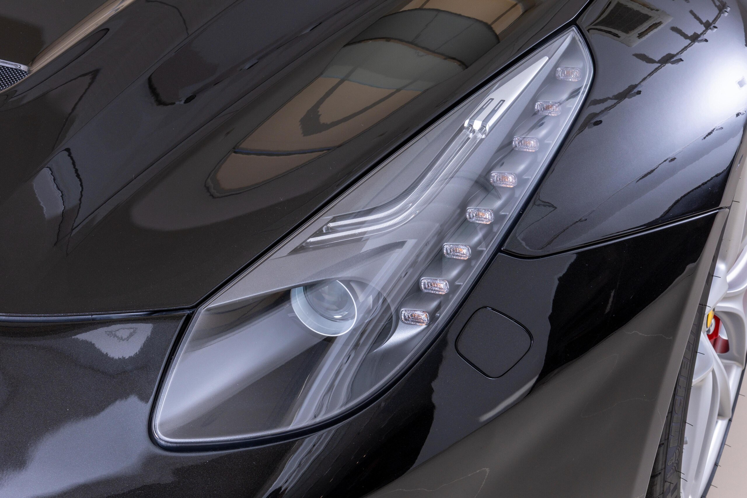 2016 Ferrari F12 Berlinetta — Photo 17 / 19