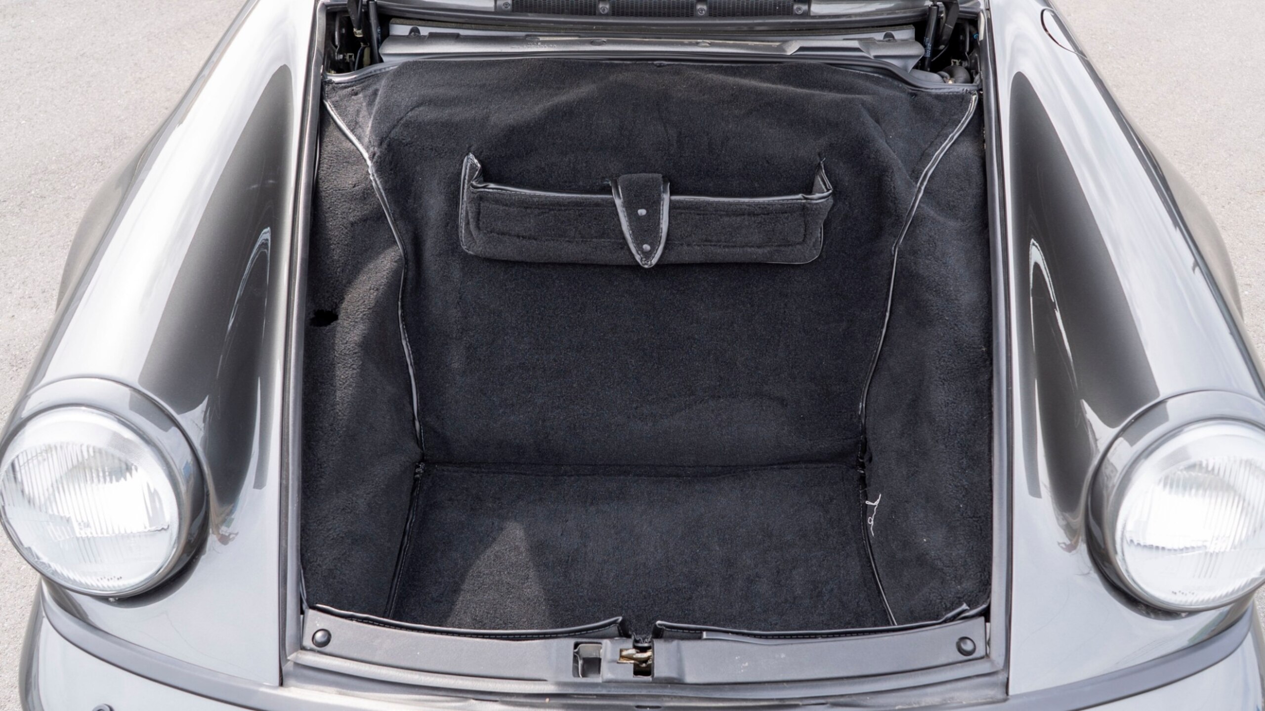 1991 Porsche 911 Turbo — Photo 24 / 26