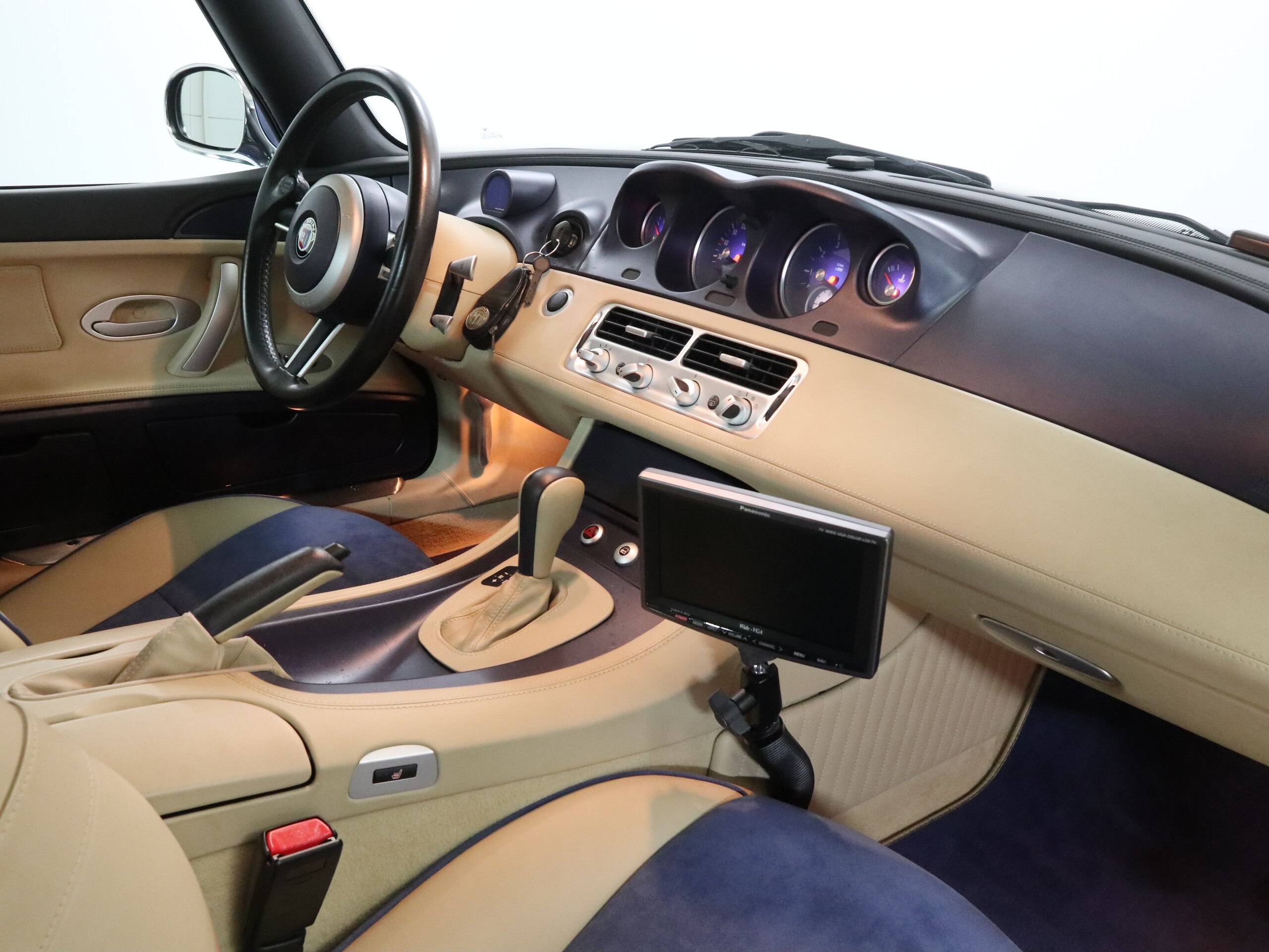 2003 BMW Alpina Roadster V8 Limited Edition — Photo 9 / 19