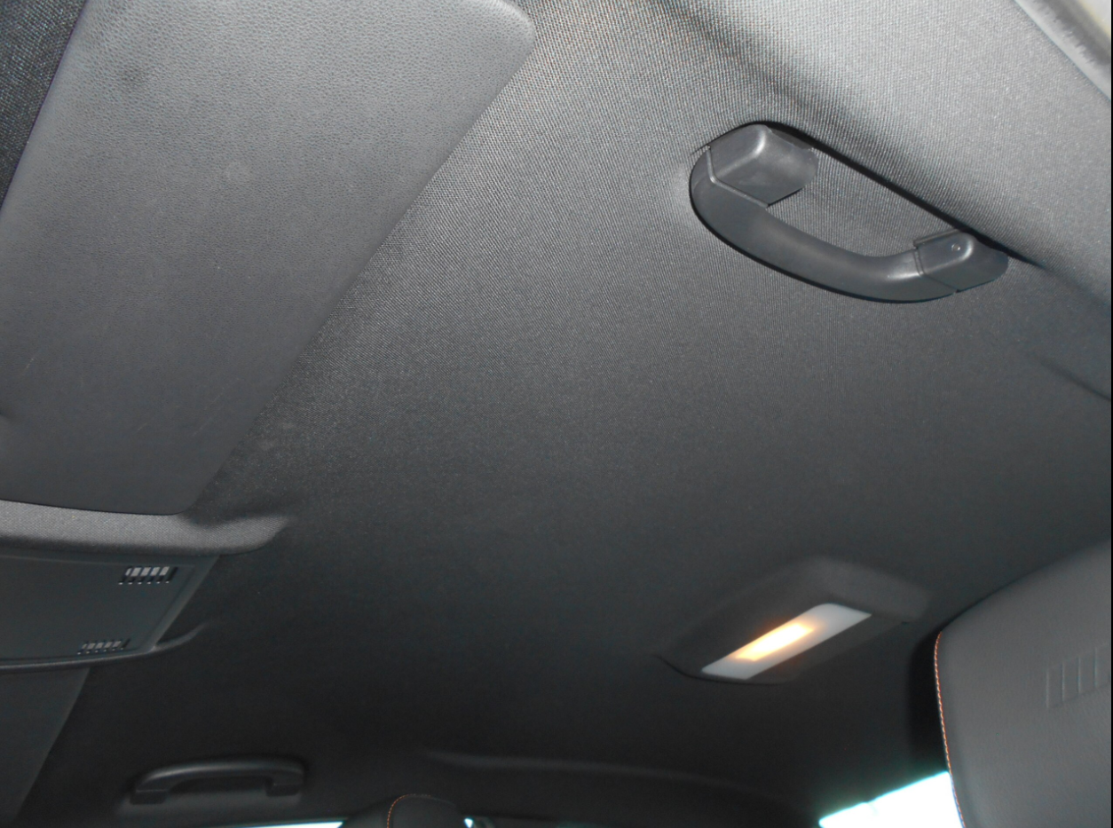 2011 BMW 1M Coupe — Photo 19 / 21