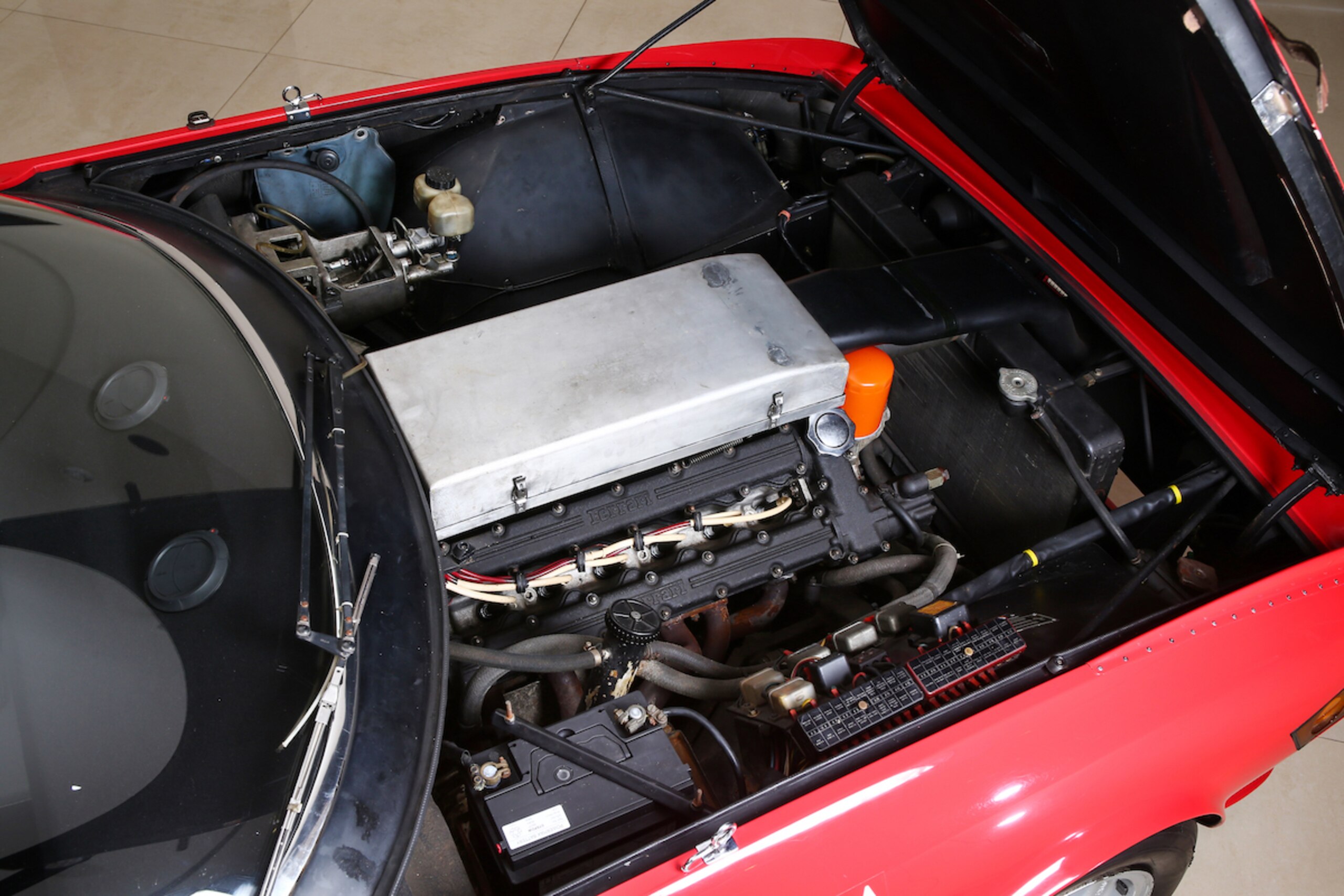 1969 Ferrari 365 GTB/4 — Photo 8 / 12