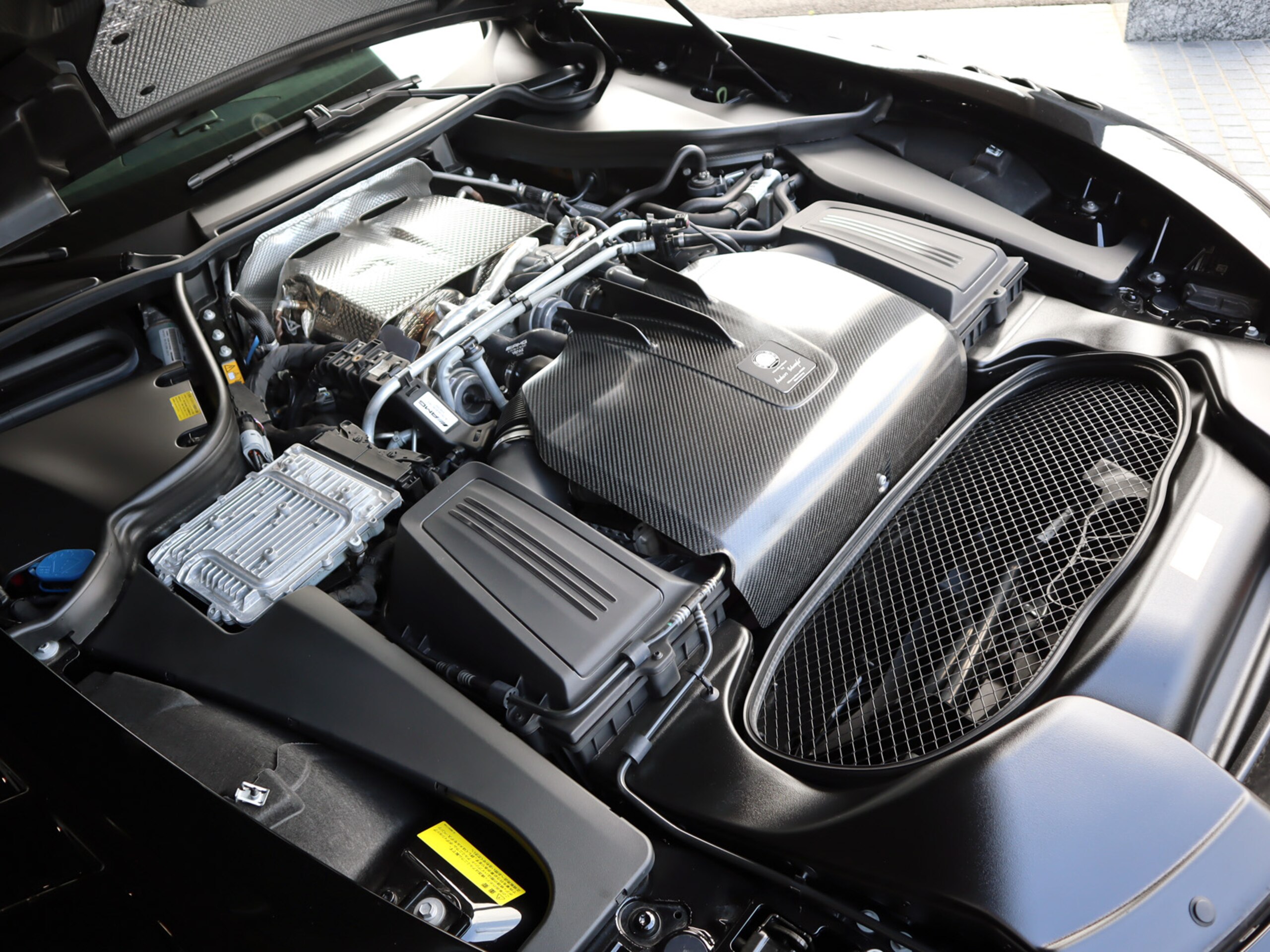 2022 Mercedes Benz AMG GT Black Series — Photo 12 / 13