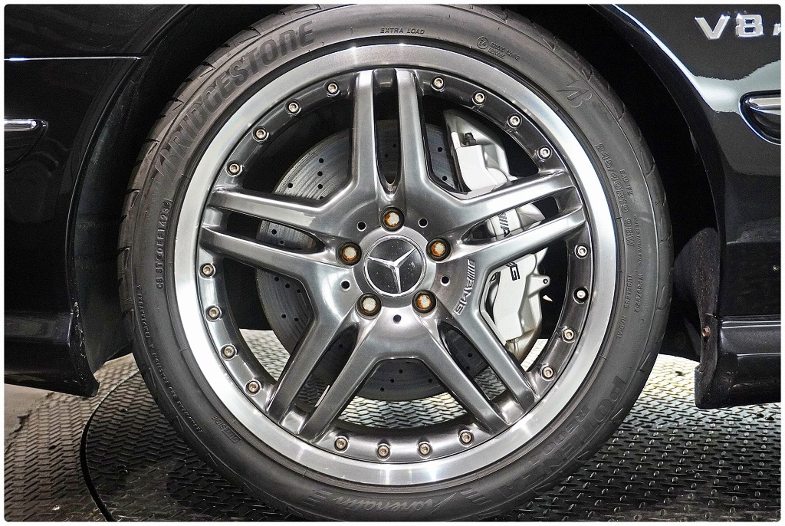 2004 Mercedes Benz CL55 AMG — Photo 22 / 24