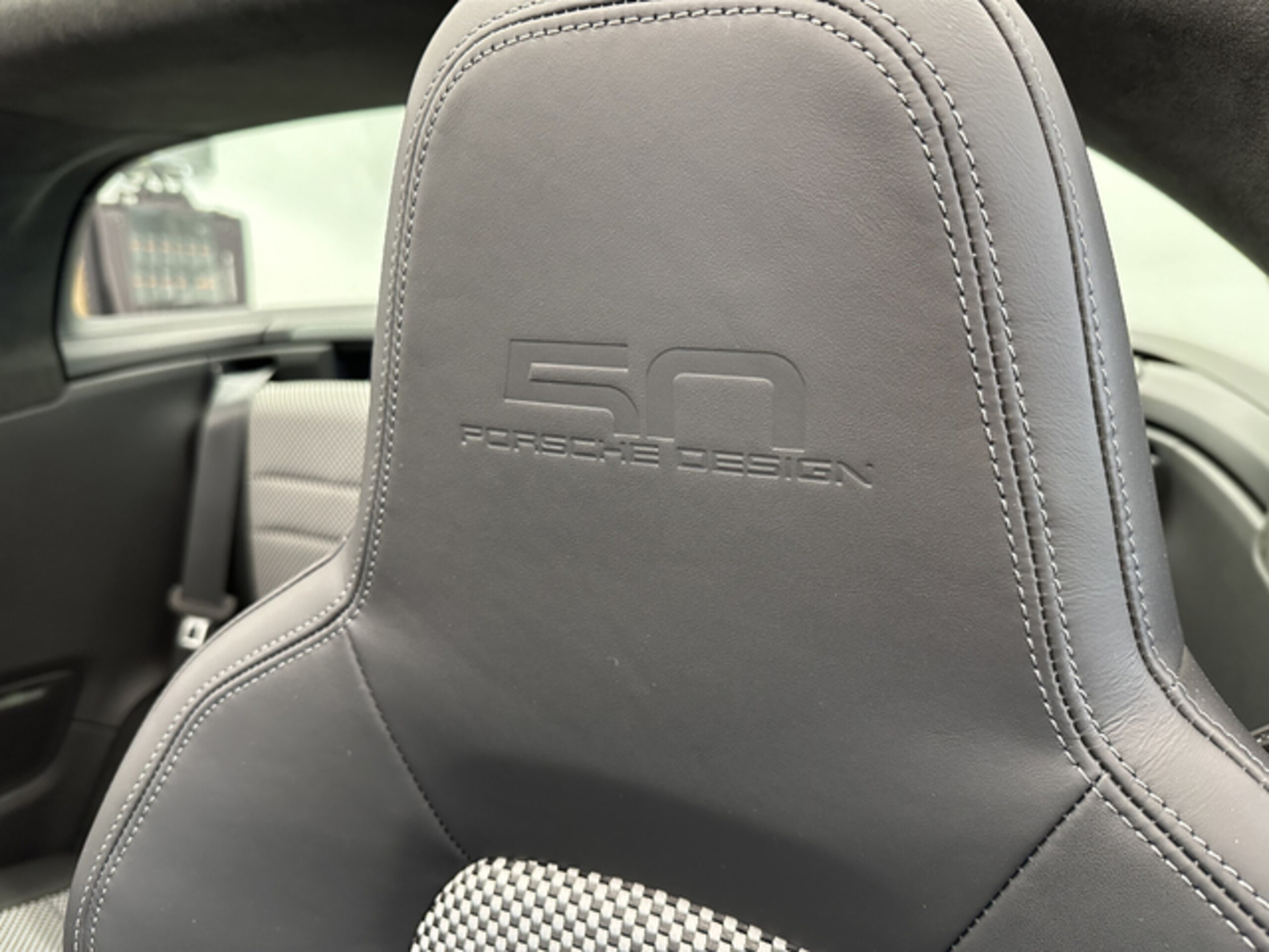 2023 Porsche 911 Targa — Photo 9 / 14