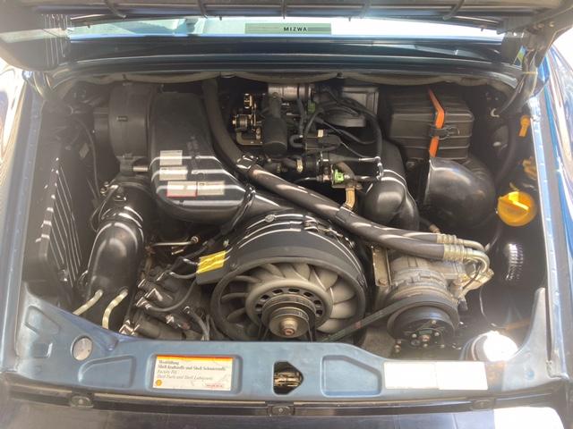 1991 Porsche 911 Carrera 2 — Photo 13 / 13