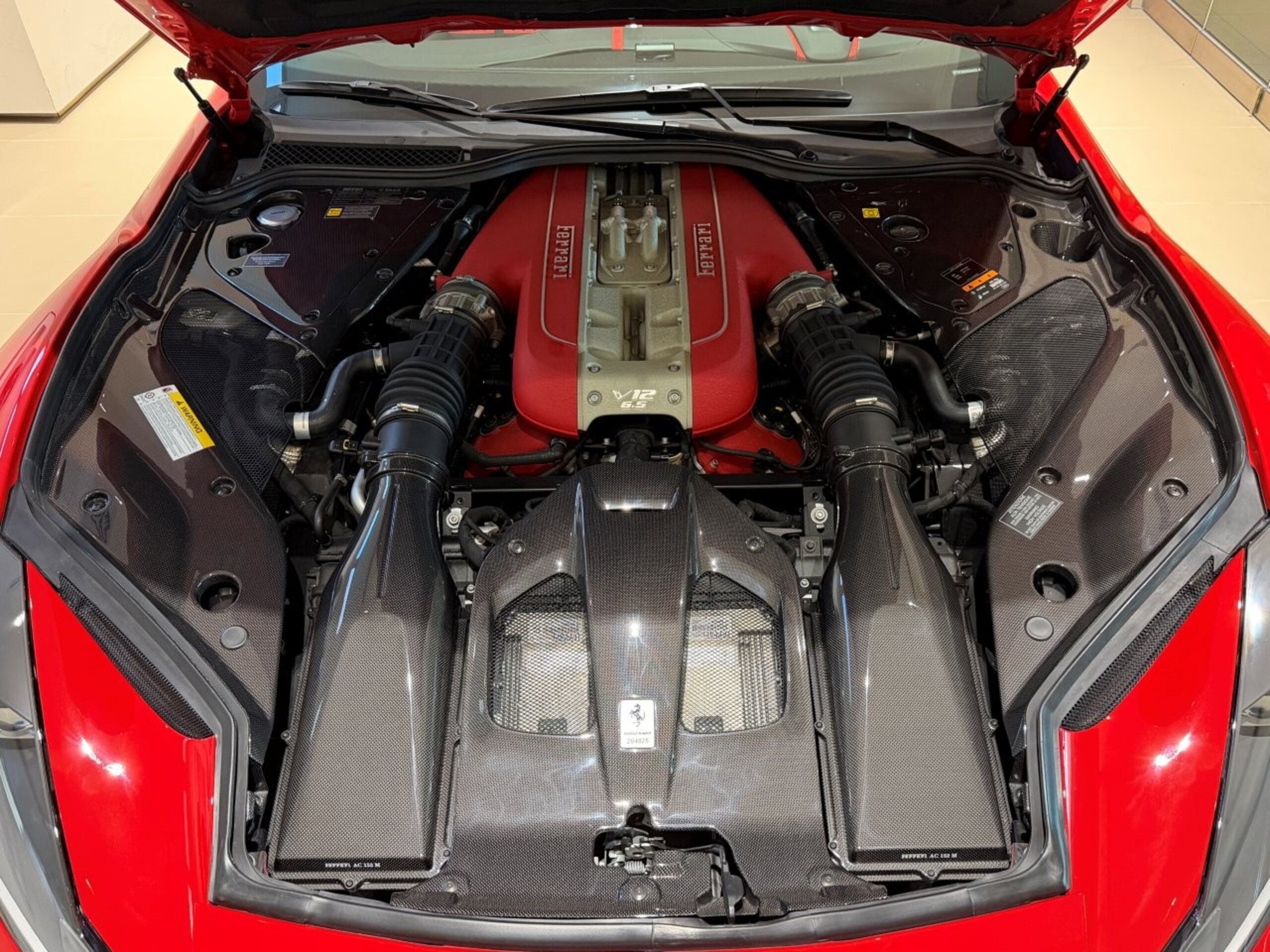 2021 Ferrari 812GTS — Photo 19 / 22