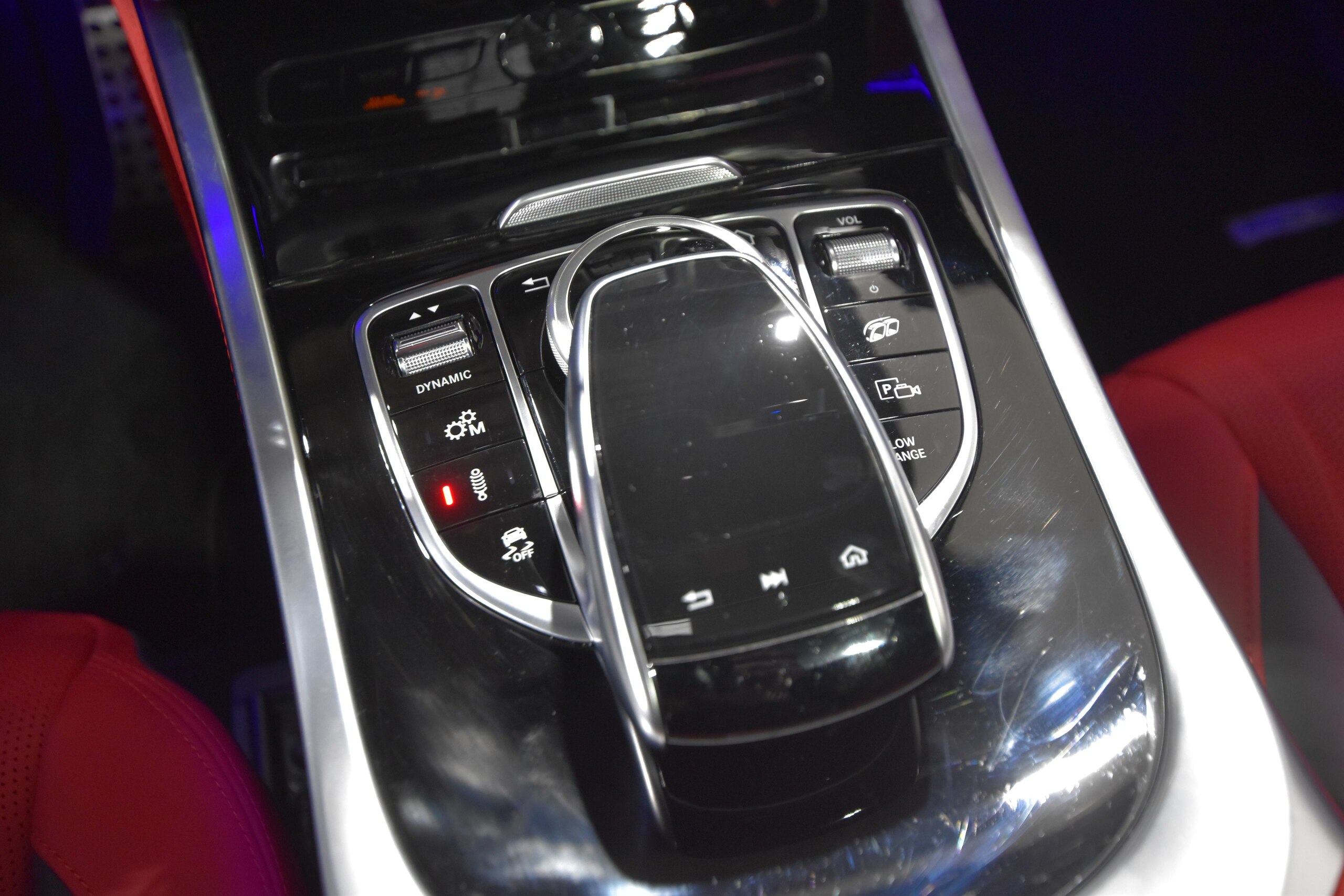 2020 Mercedes Benz G63 AMG — Photo 26 / 32