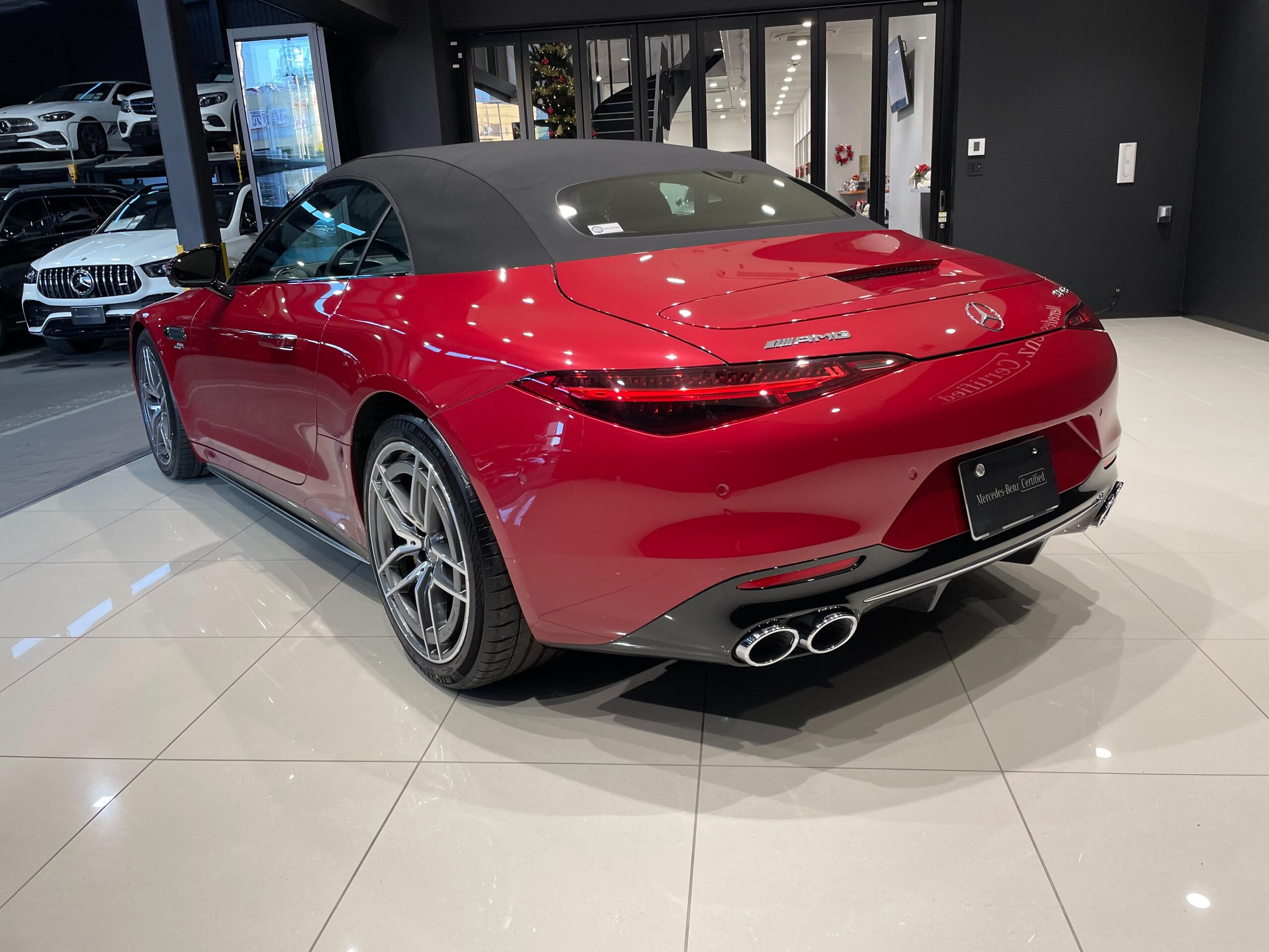 2024 Mercedes Benz SL43 AMG — Photo 6 / 16