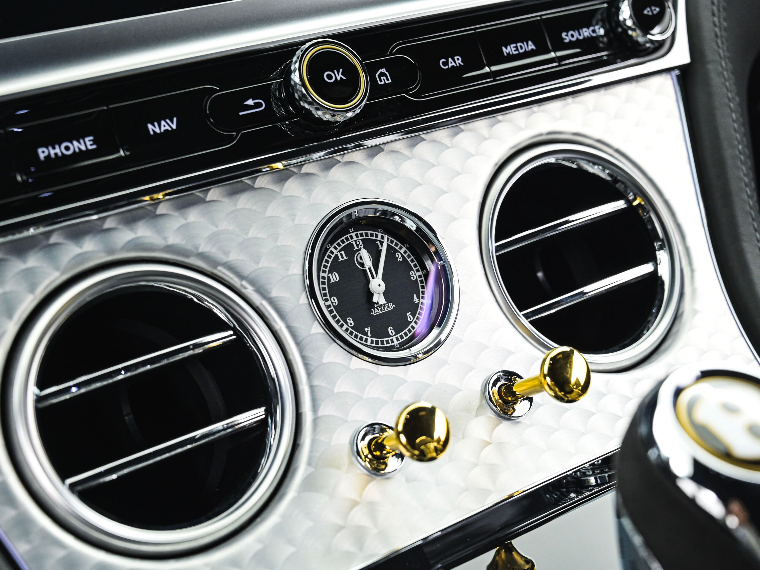 2019 Bentley Continental GT Number 9 Edition by Mulliner — Photo 12 / 19
