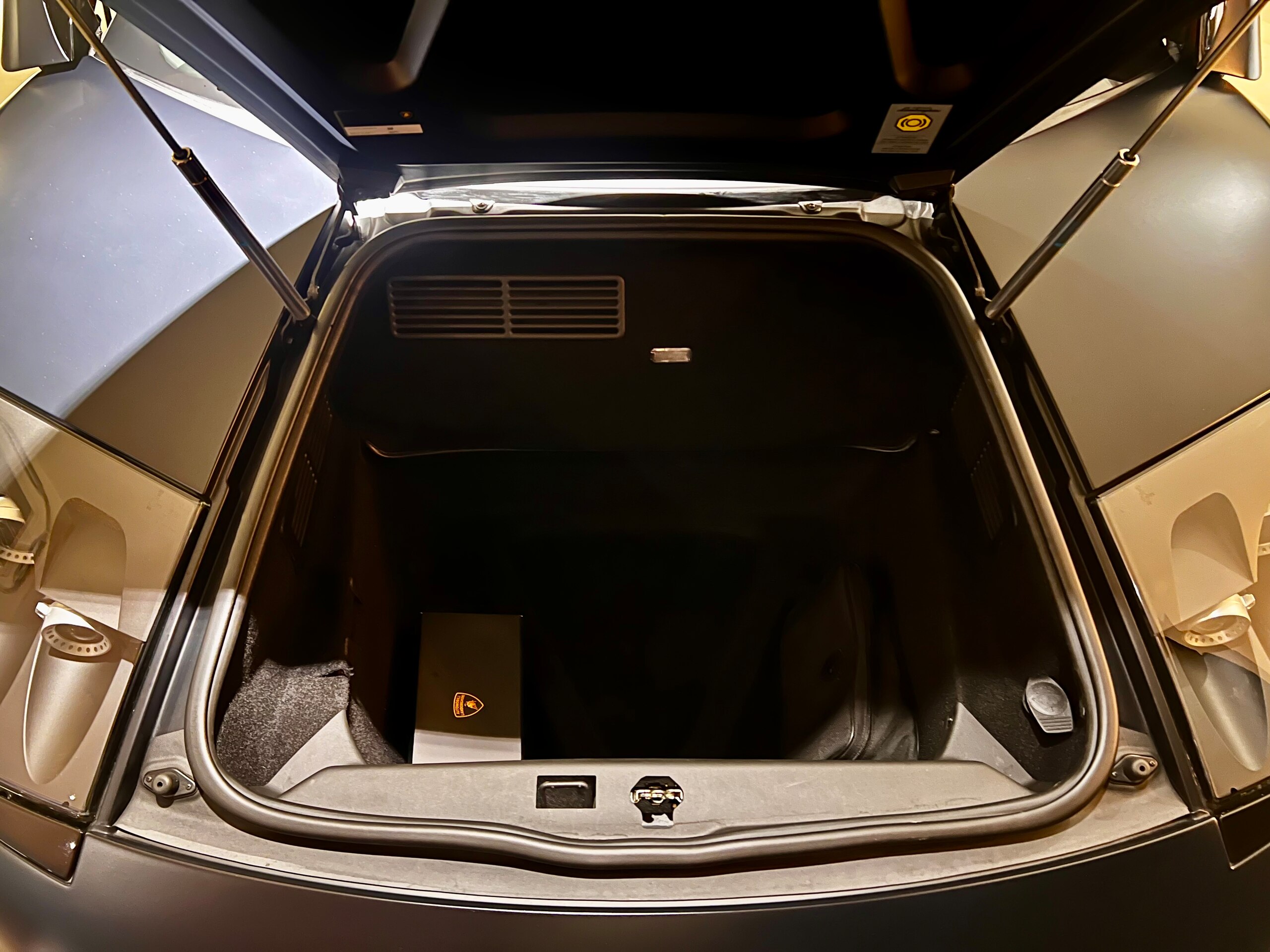 2008 Lamborghini Murcielago Roadster — Photo 18 / 18