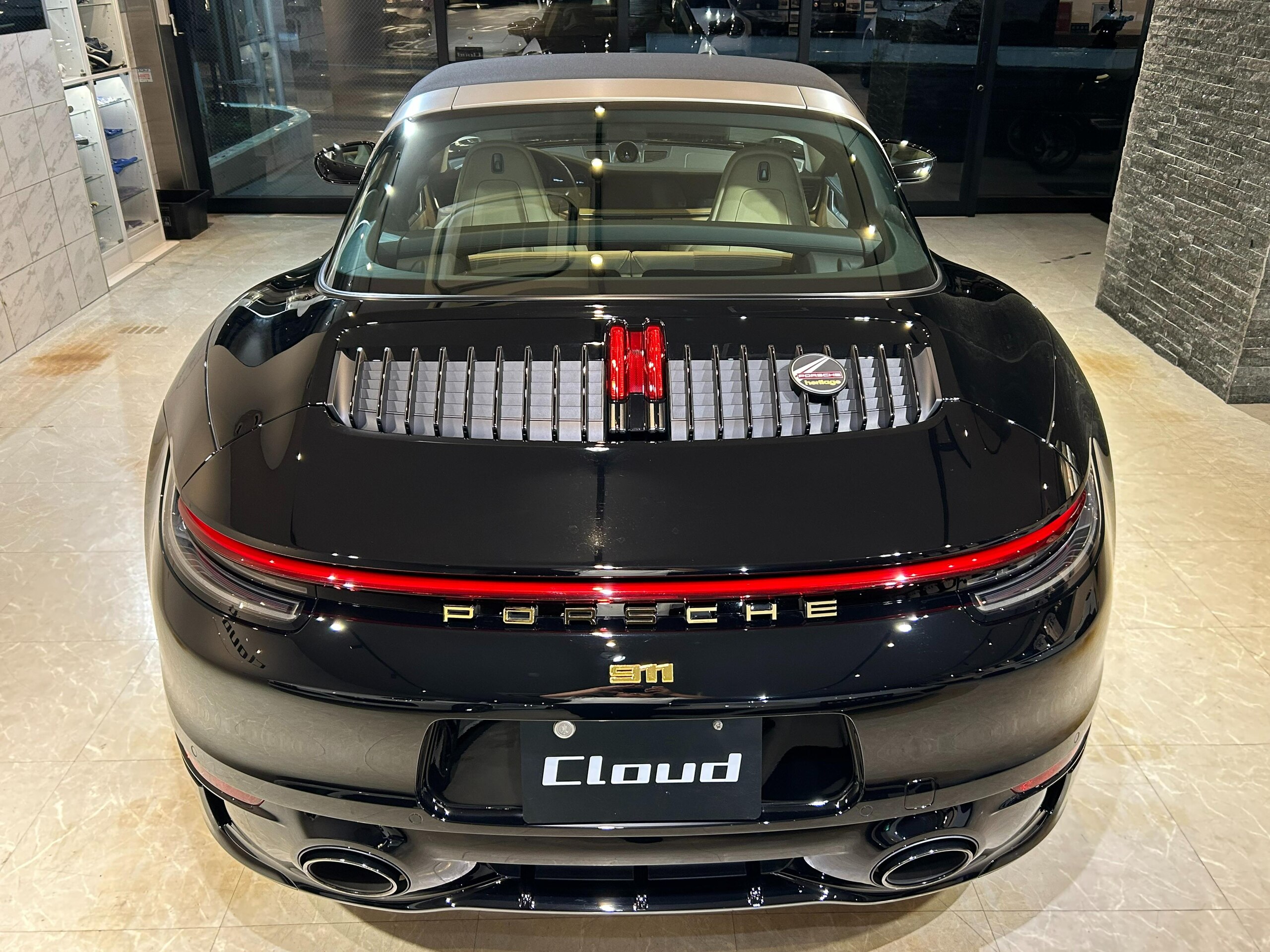 2020 Porsche 911 Targa 4S — Photo 22 / 78