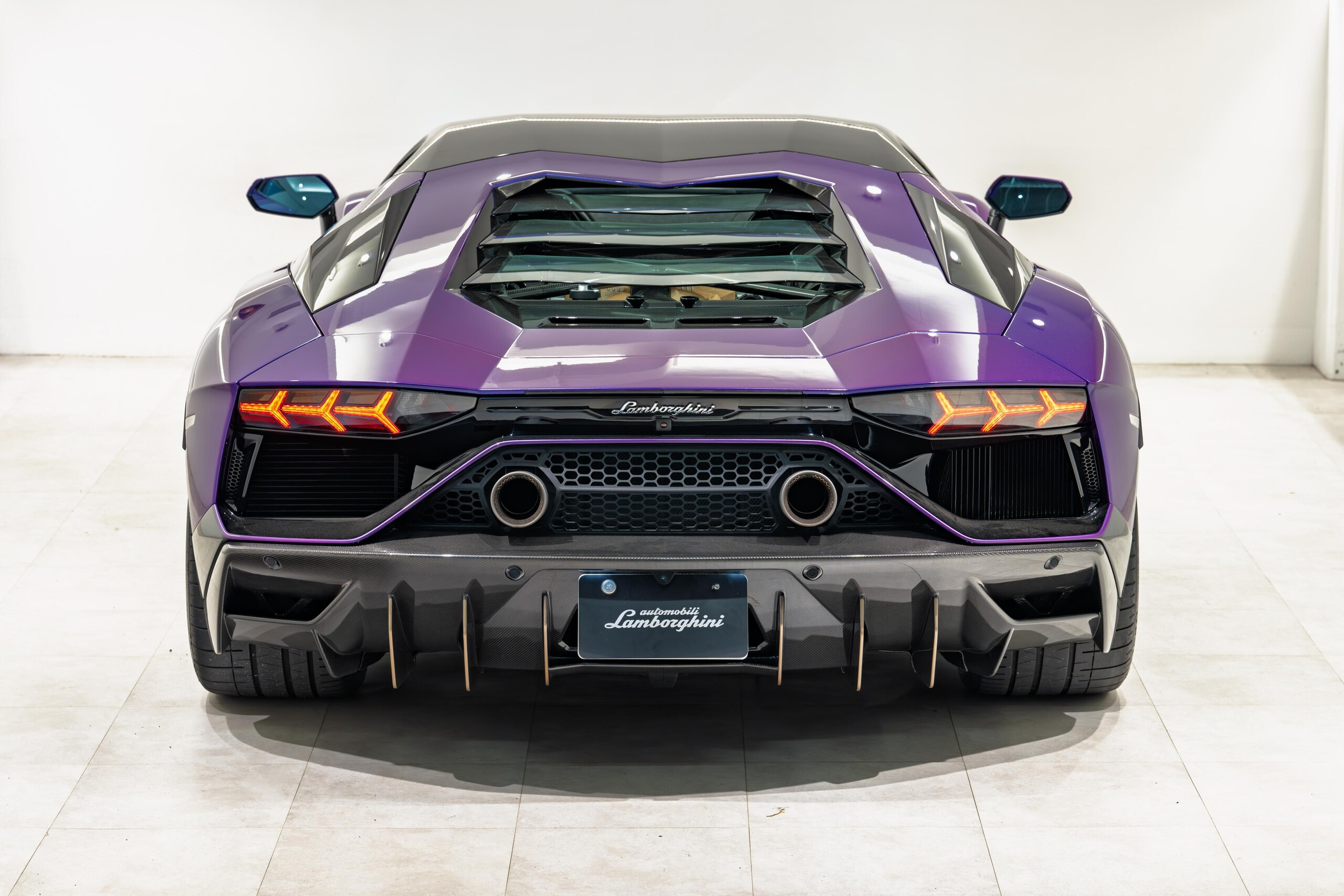 2022 Lamborghini Aventador LP780-4 Ultimae — Photo 10 / 28