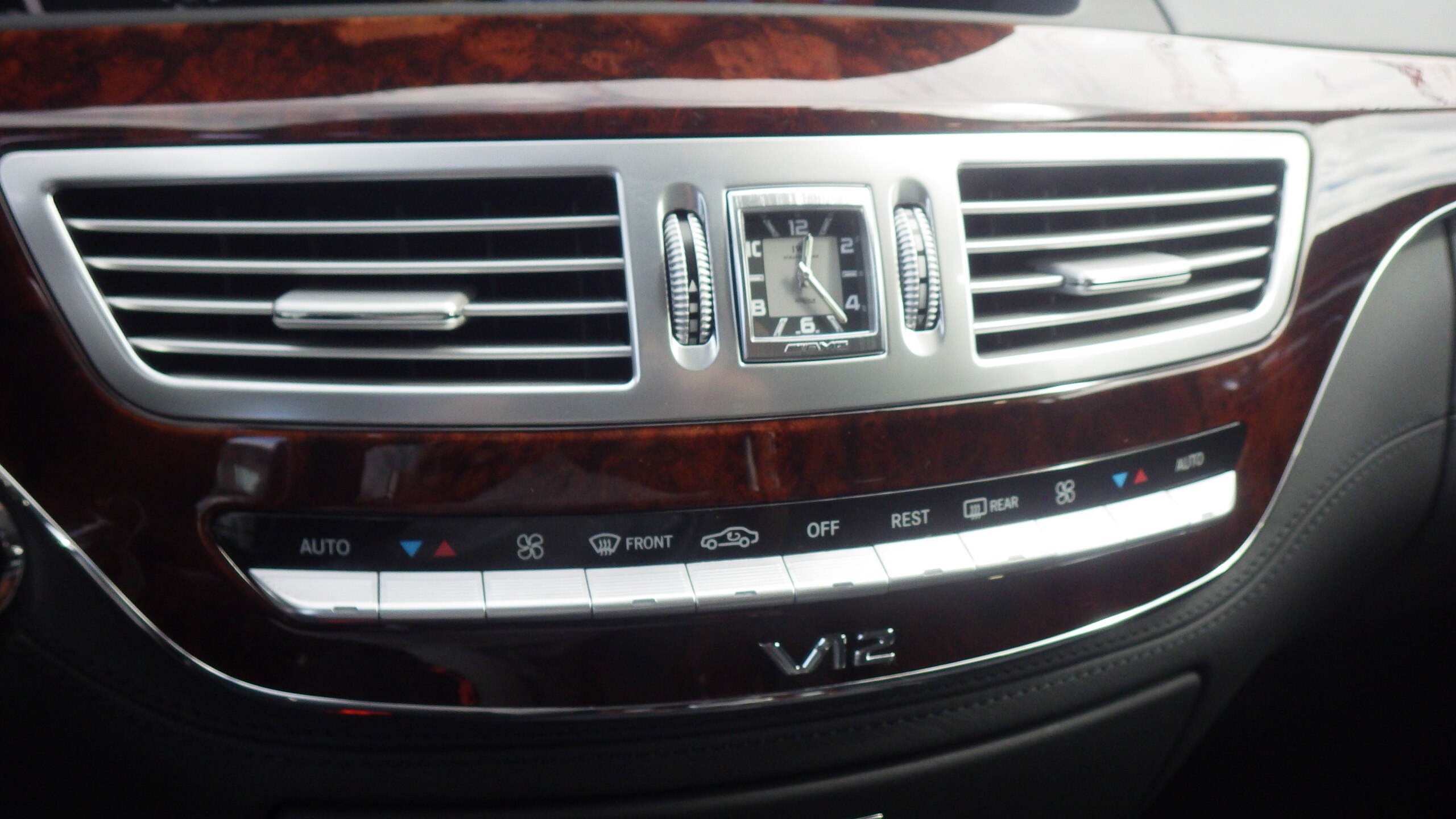 2008 Mercedes Benz S65 AMG Long — Photo 13 / 23