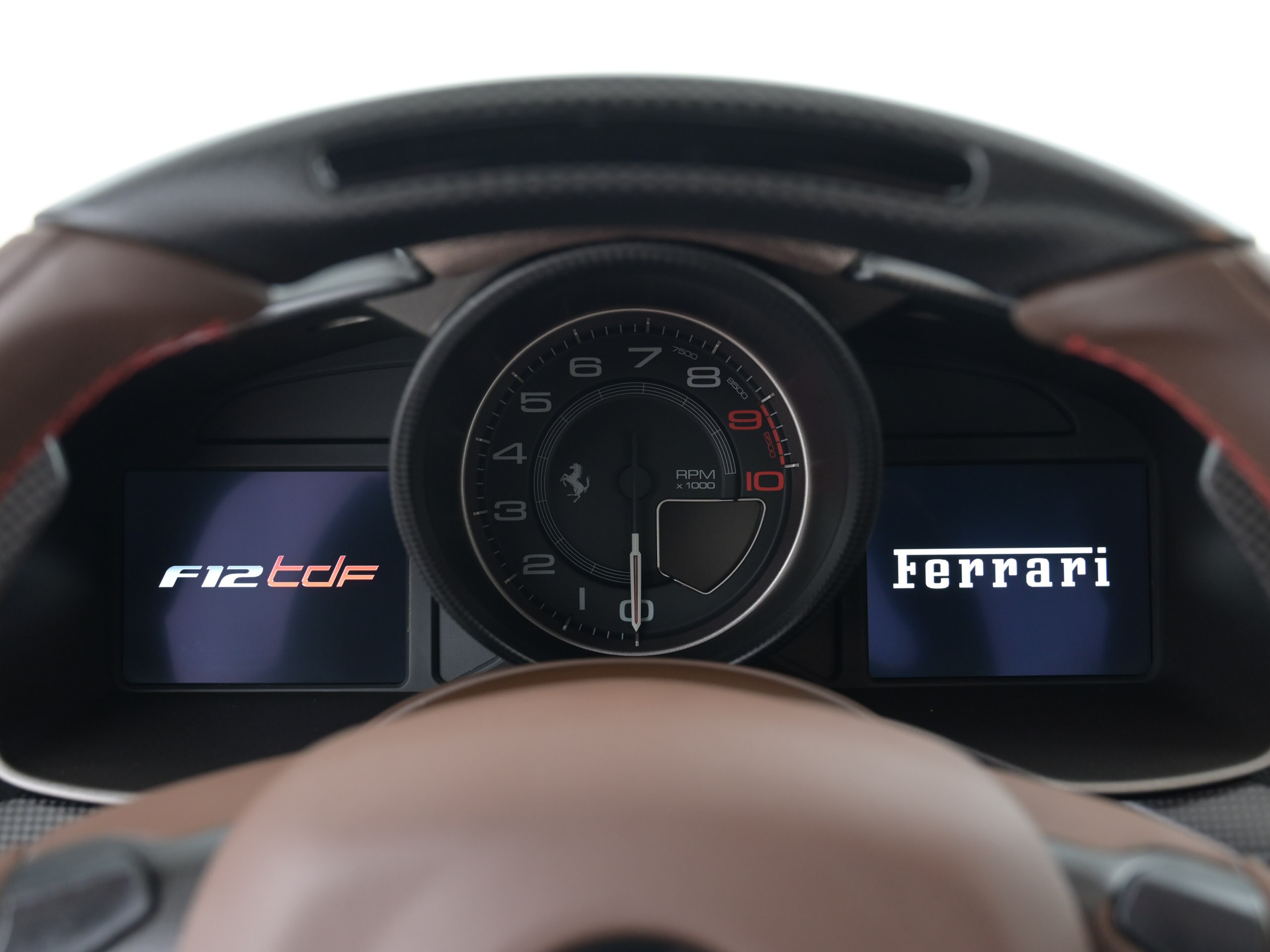 2016 Ferrari F12tdf — Photo 10 / 20